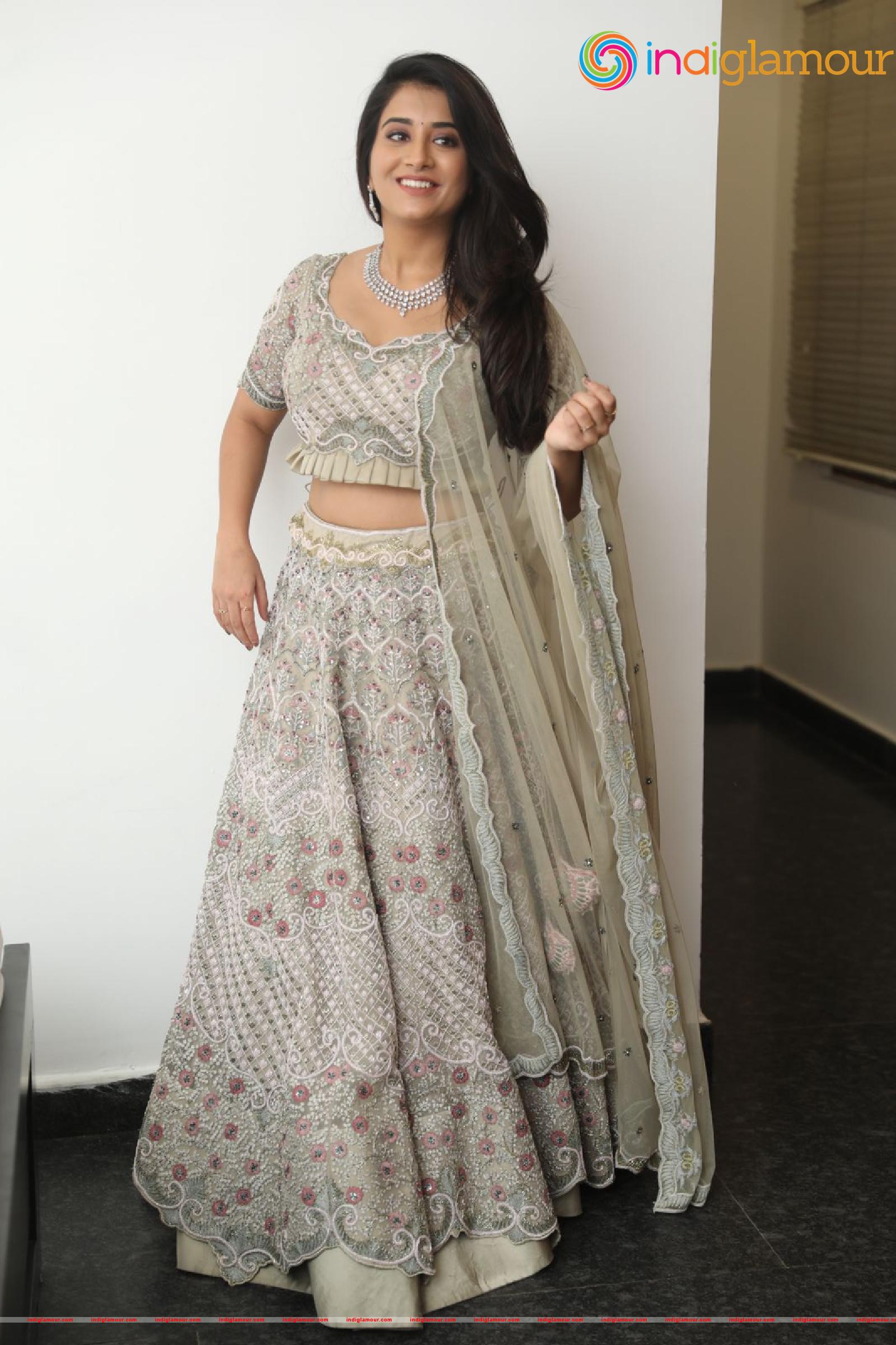 Rashi Singh Actress hd photo