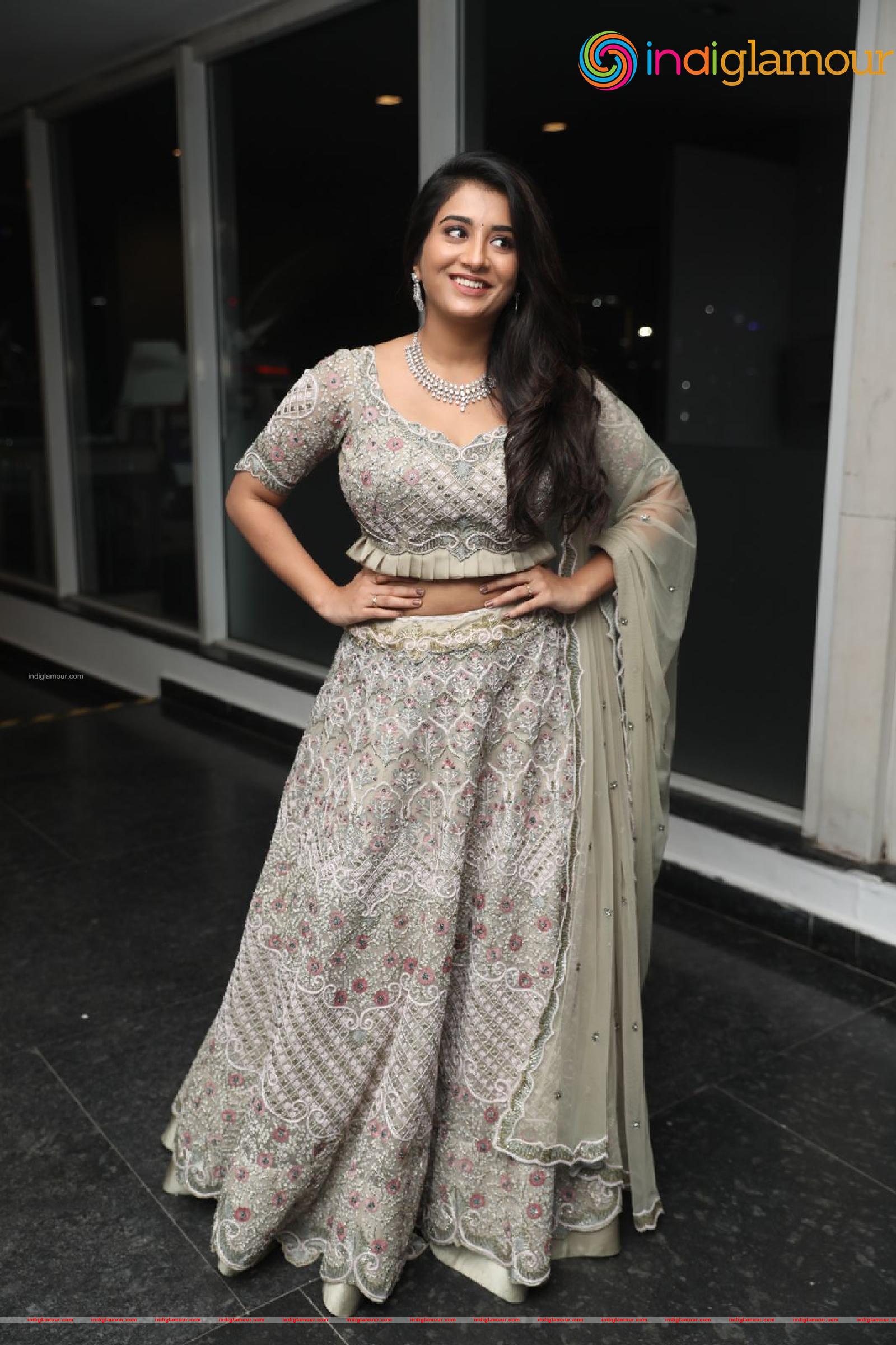 Rashi Singh Actress hd photo