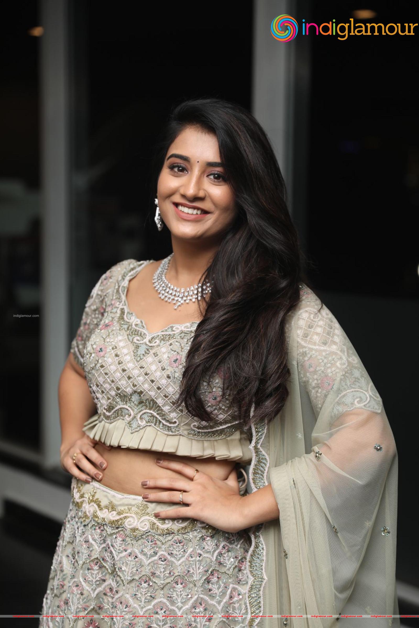 Rashi Singh Actress hd photo