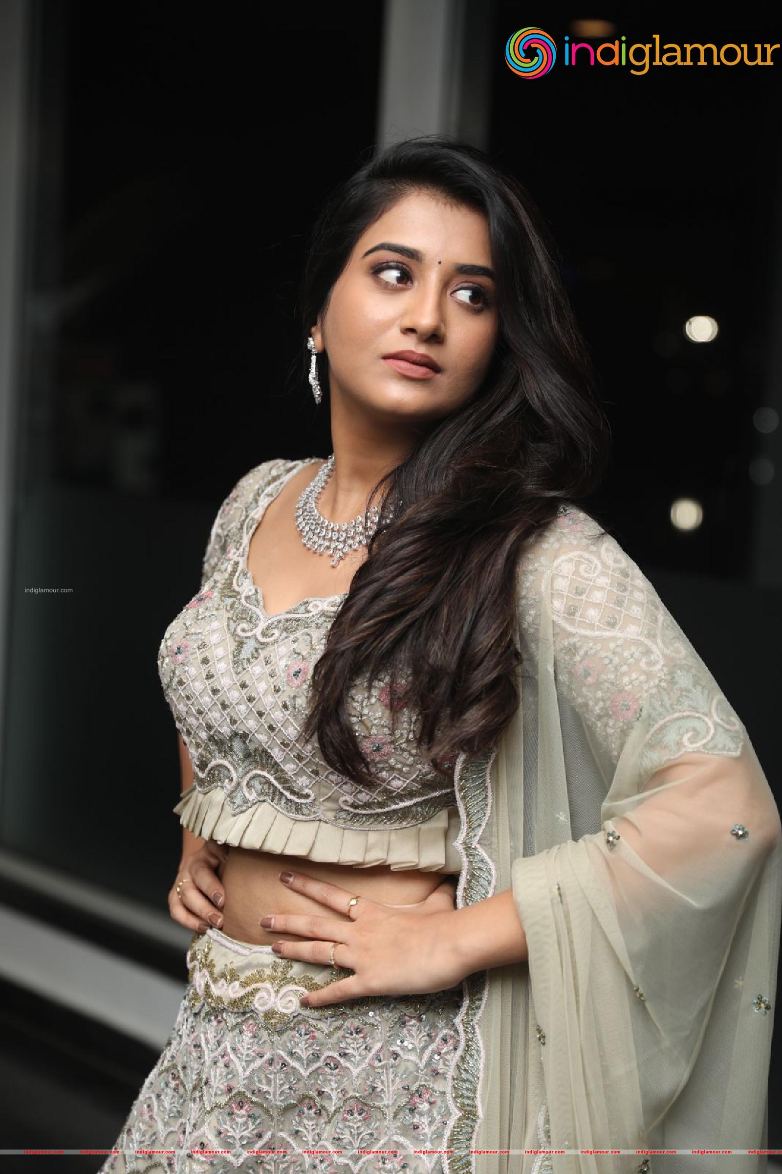 Rashi Singh Actress hd photo