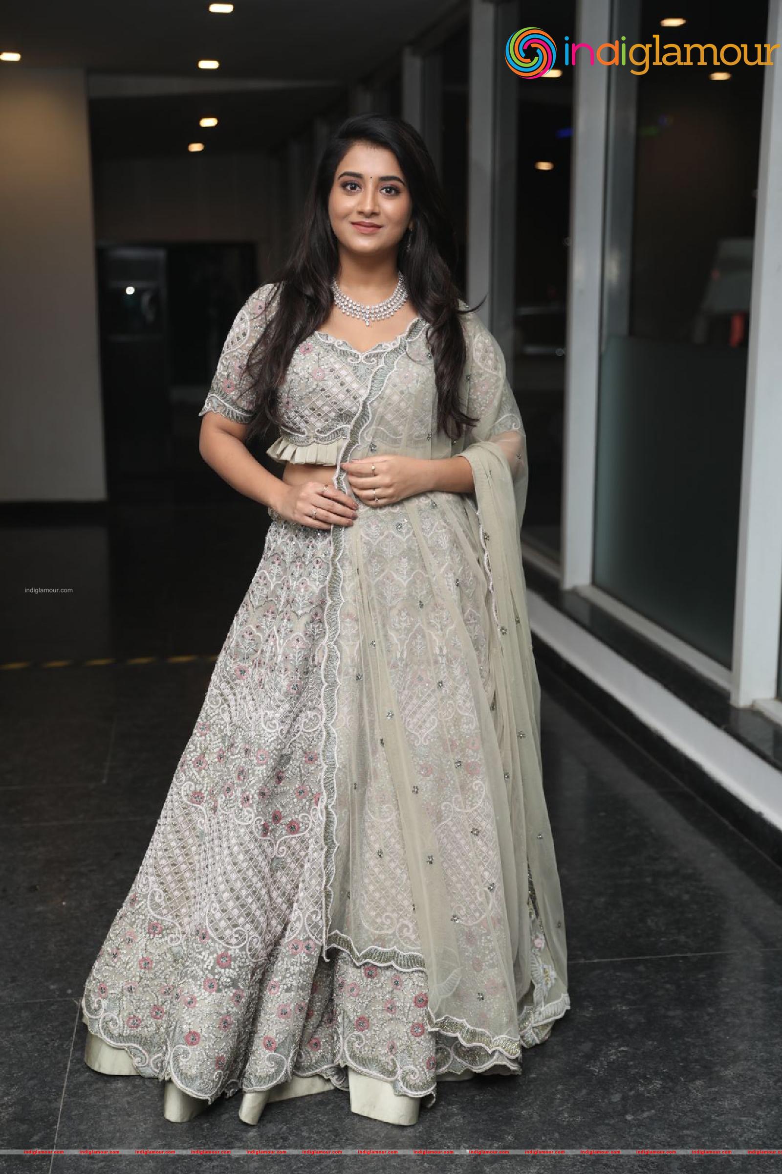 Rashi Singh Actress hd photo