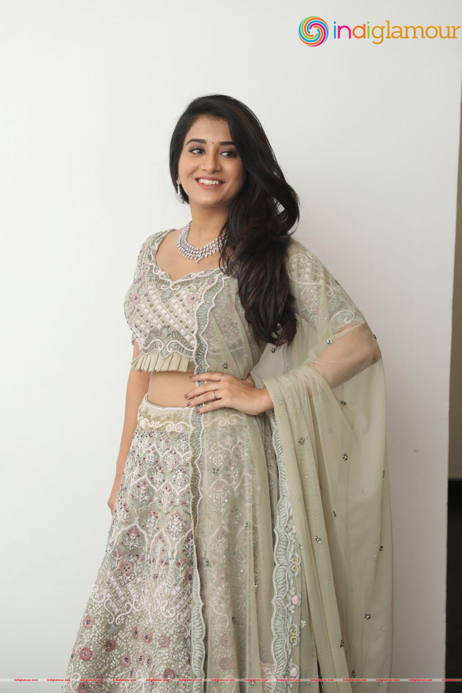 Rashi Singh Actress hd photo