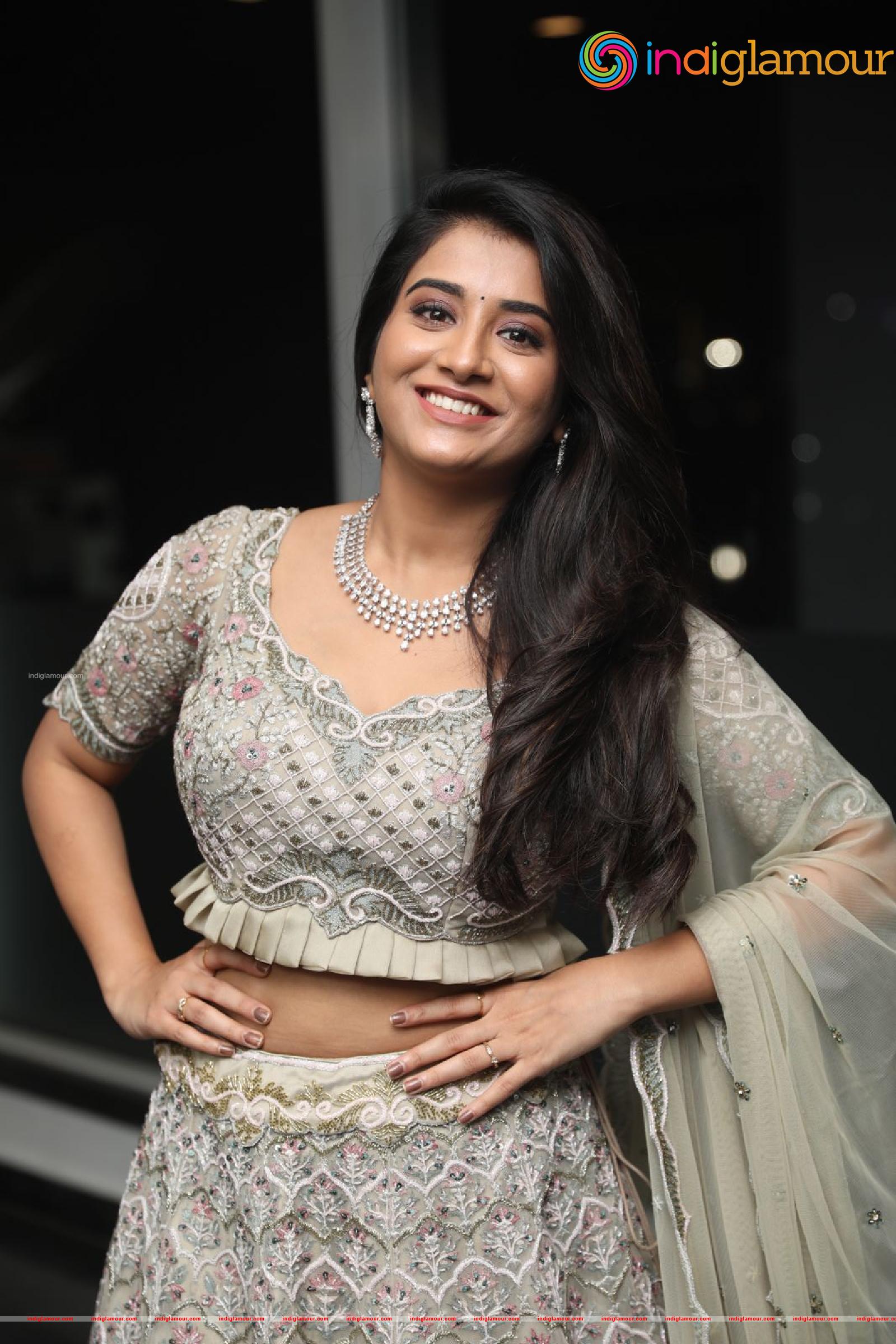 Rashi Singh Actress hd photo