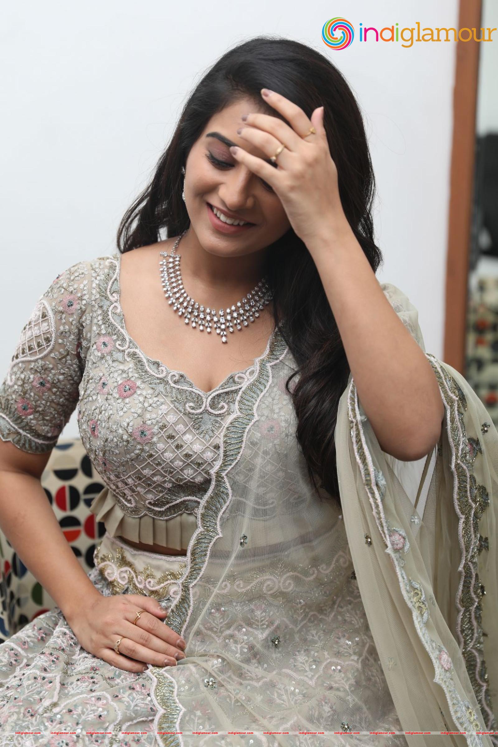 Rashi Singh Actress hd photo