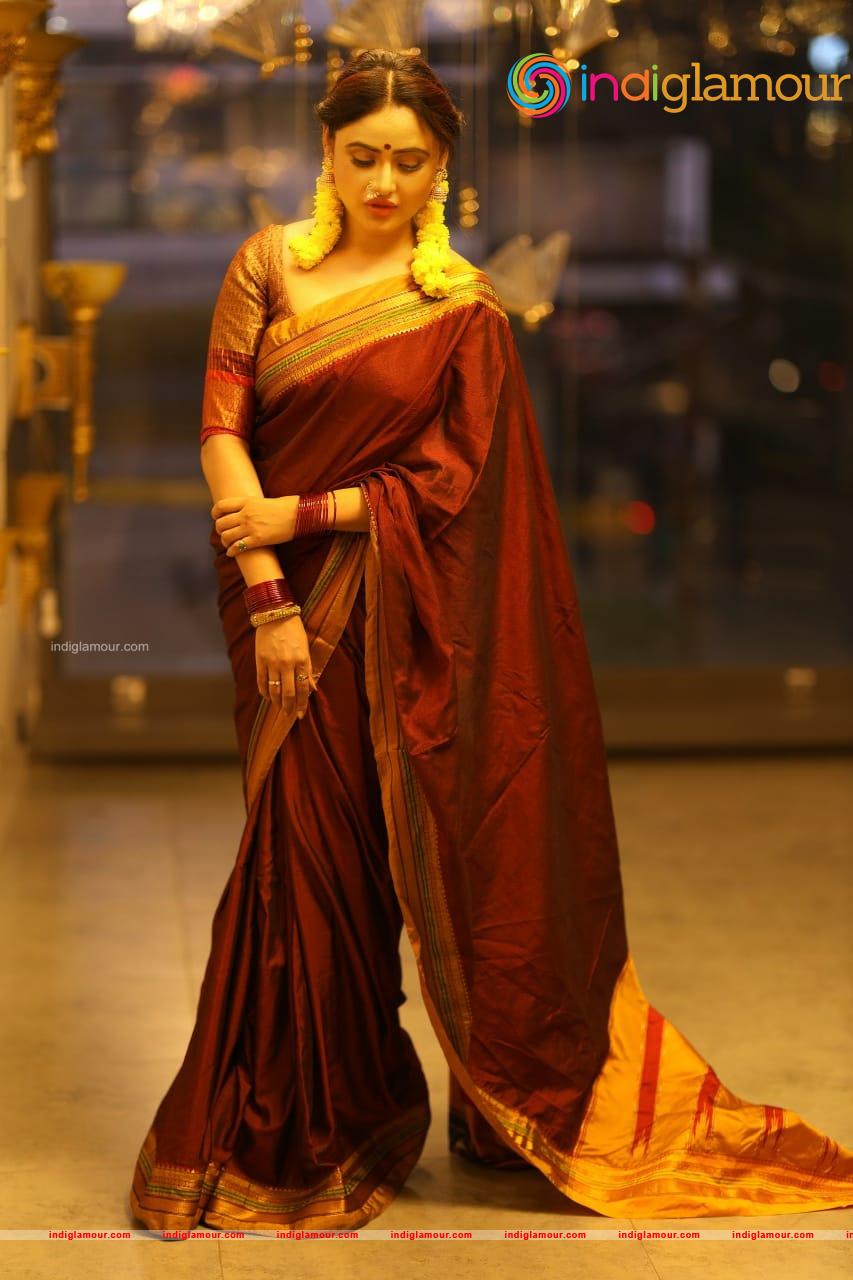 Sony Charishta Actress hd photo