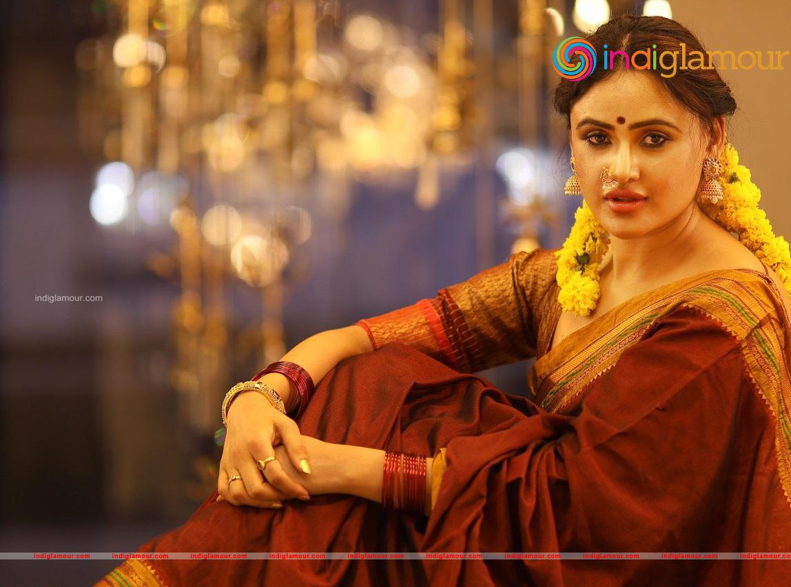 Sony Charishta Actress hd photo
