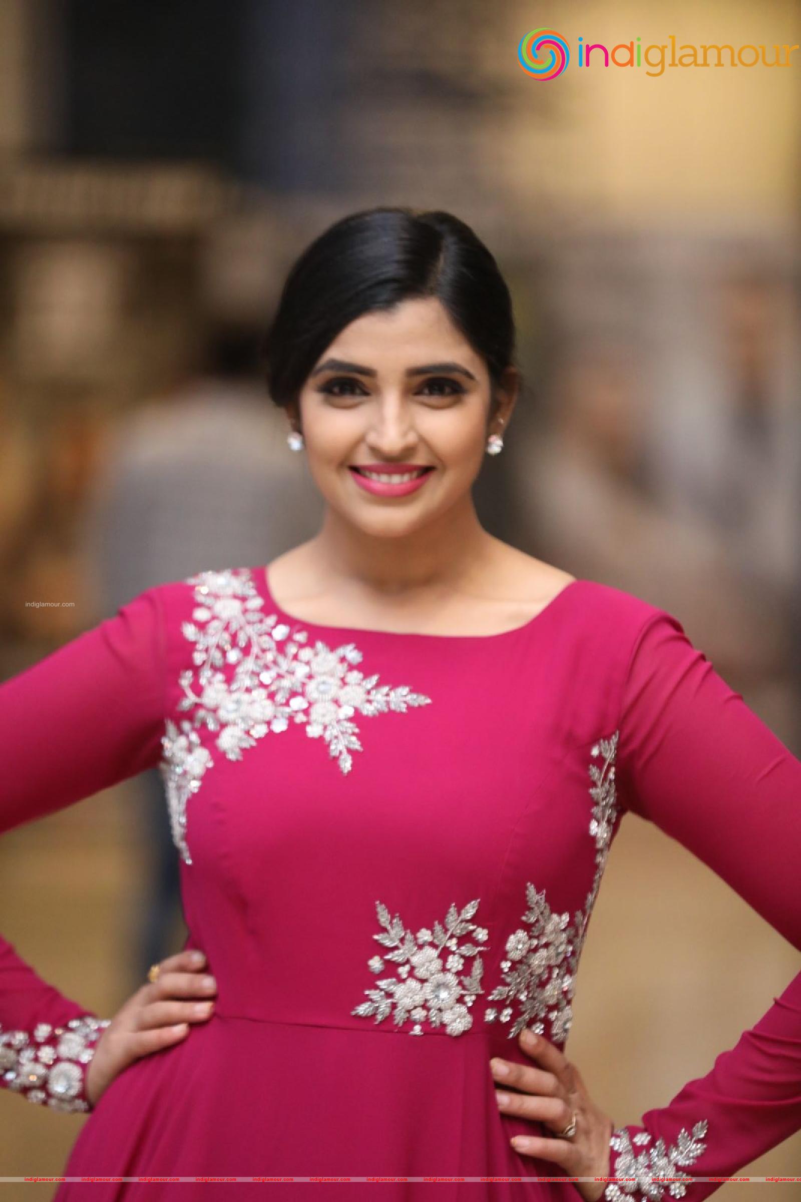 Syamala Actress hd photo