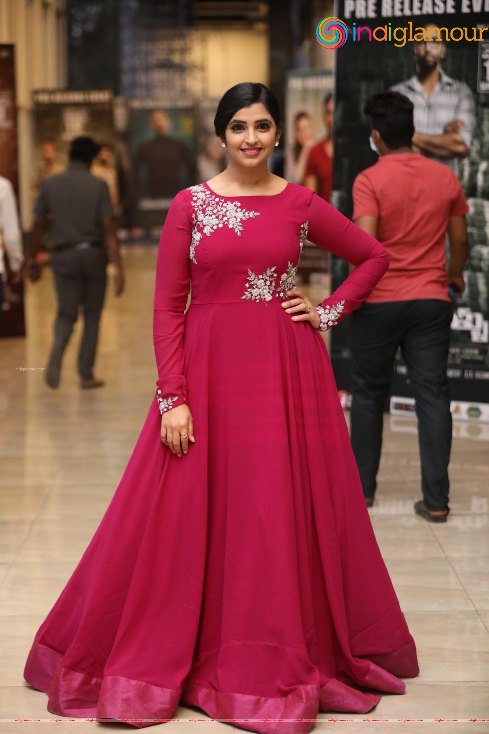 Syamala Actress hd photo