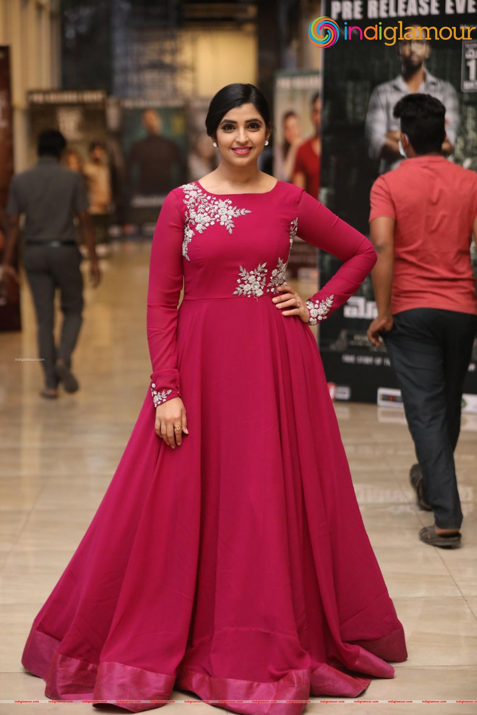 Syamala Actress hd photo