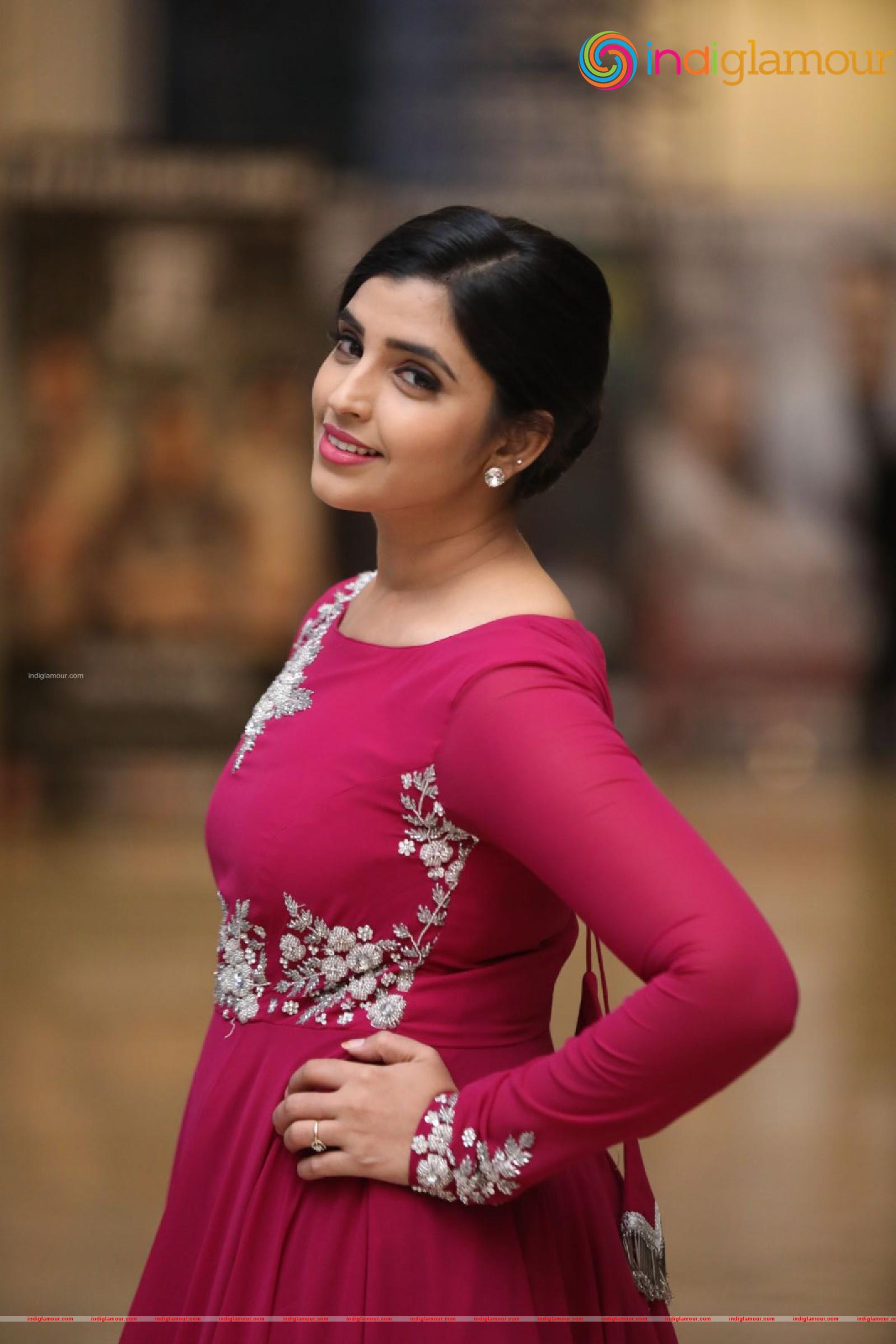 Syamala Actress hd photo