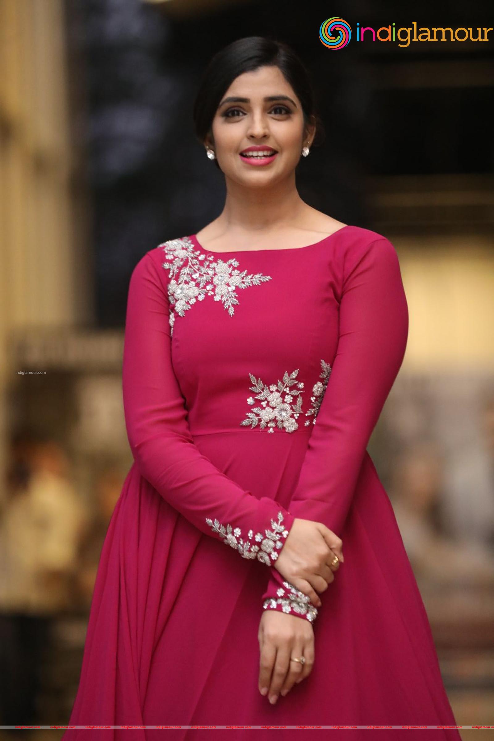 Syamala Actress hd photo