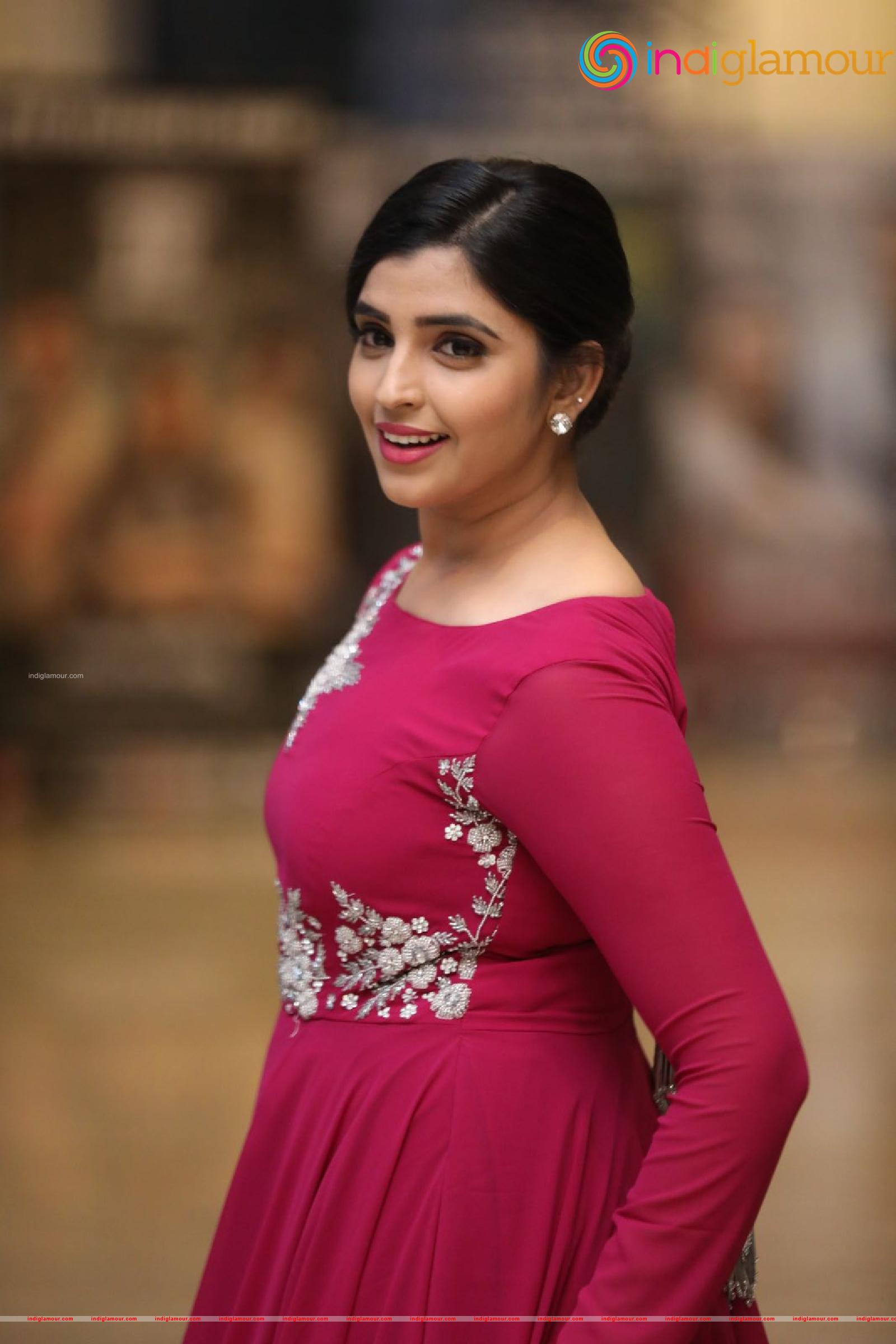 Syamala Actress hd photo