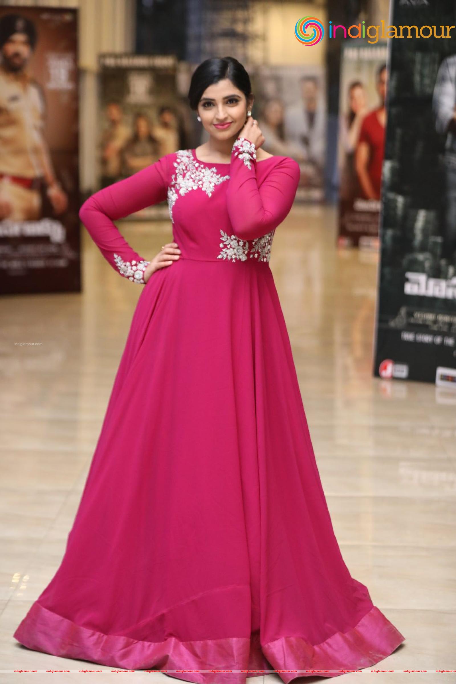 Syamala Actress hd photo
