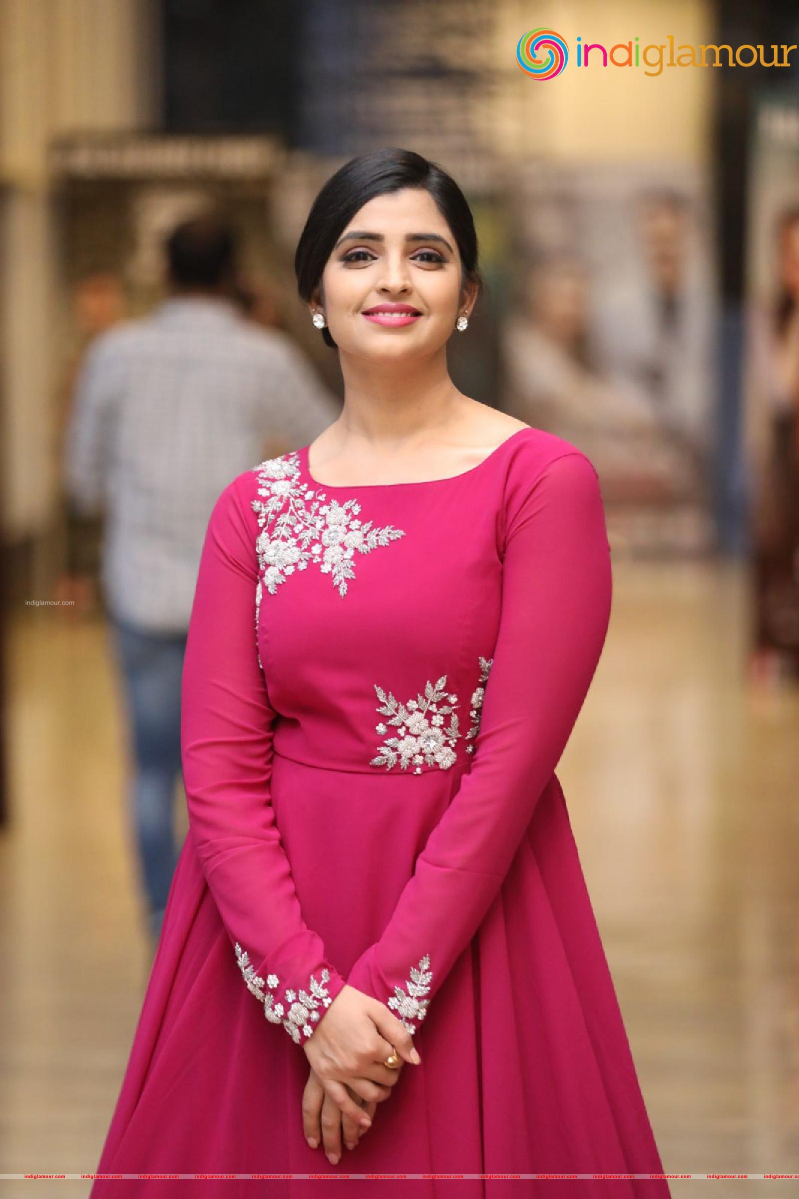 Syamala Actress hd photo