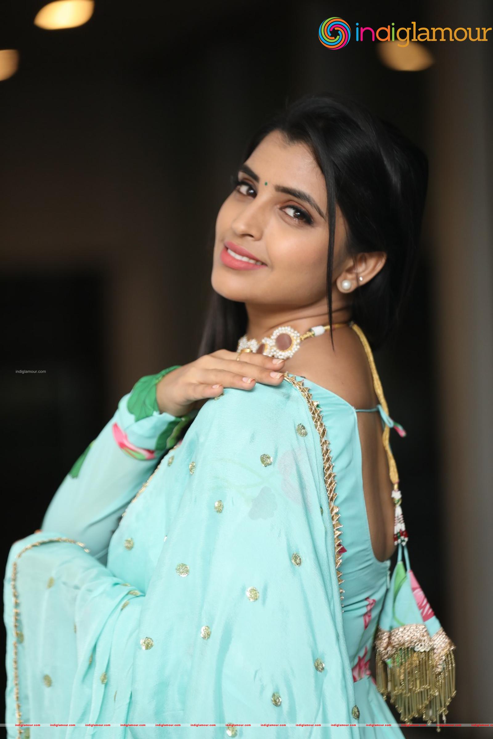 Syamala Actress hd photo