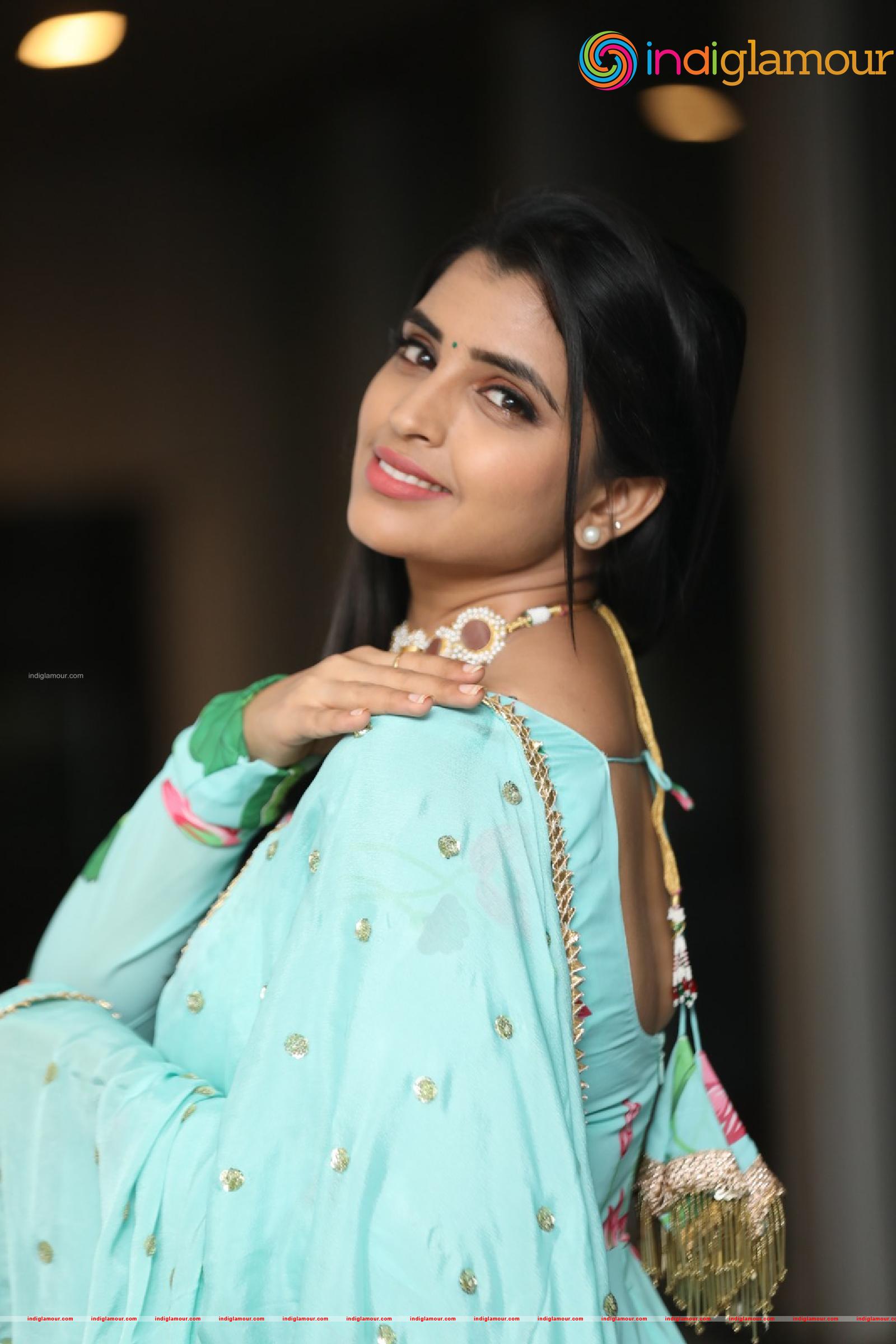 Syamala Actress hd photo
