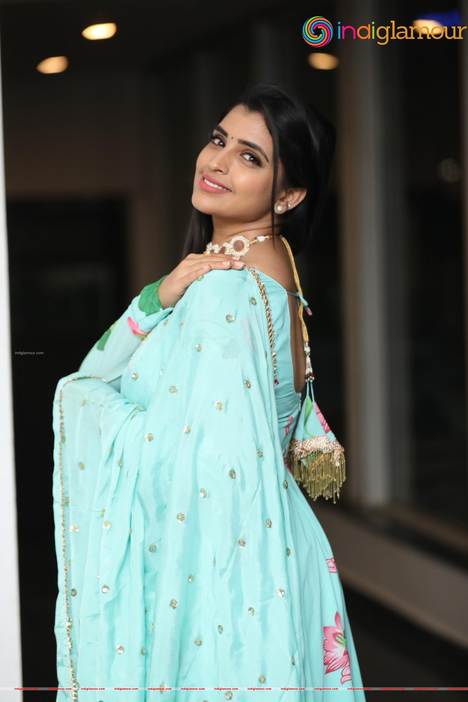 Syamala Actress hd photo