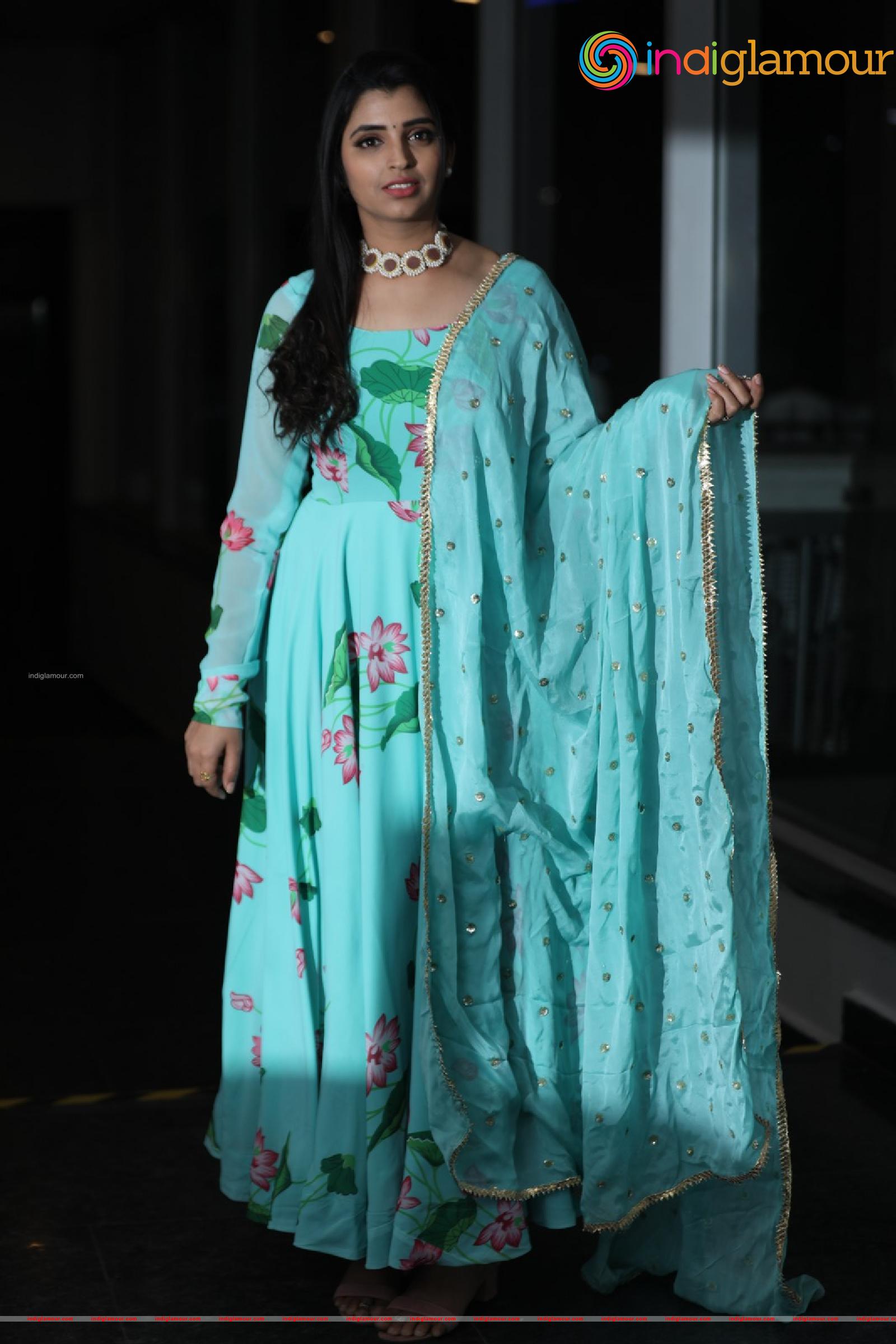 Syamala Actress hd photo