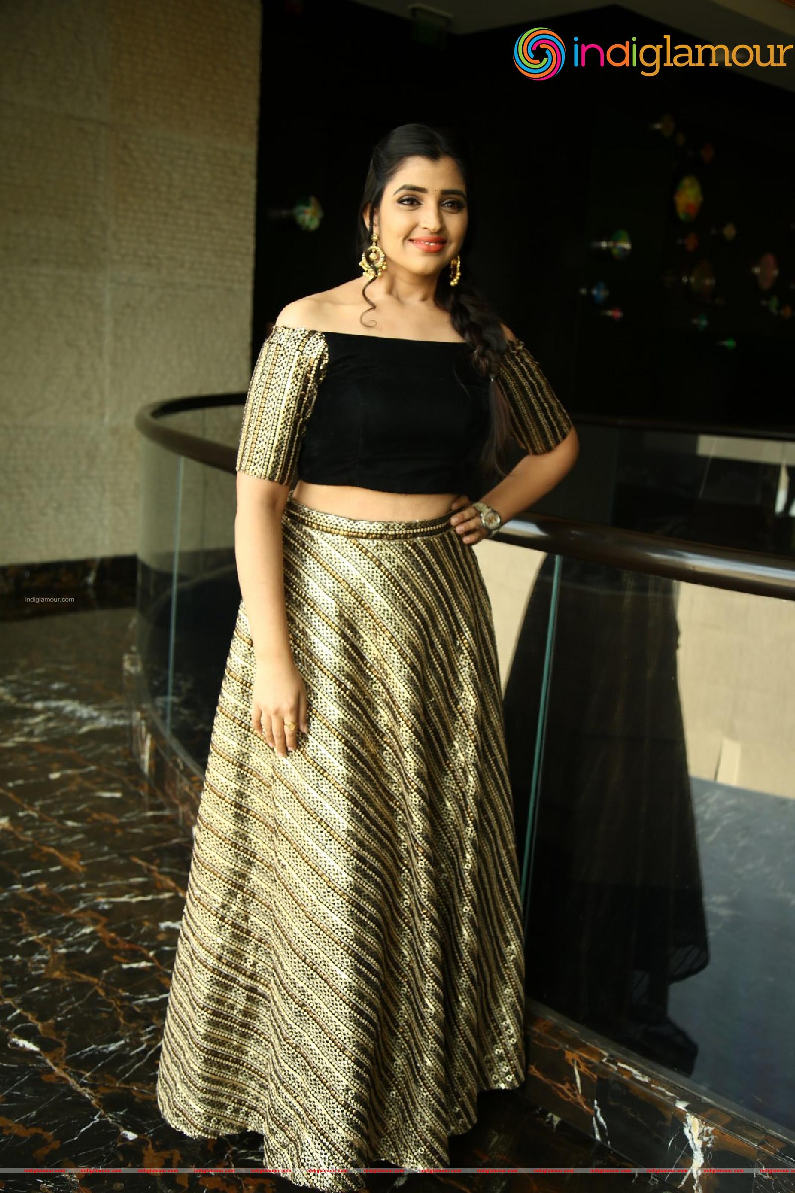 Syamala Actress hd photo
