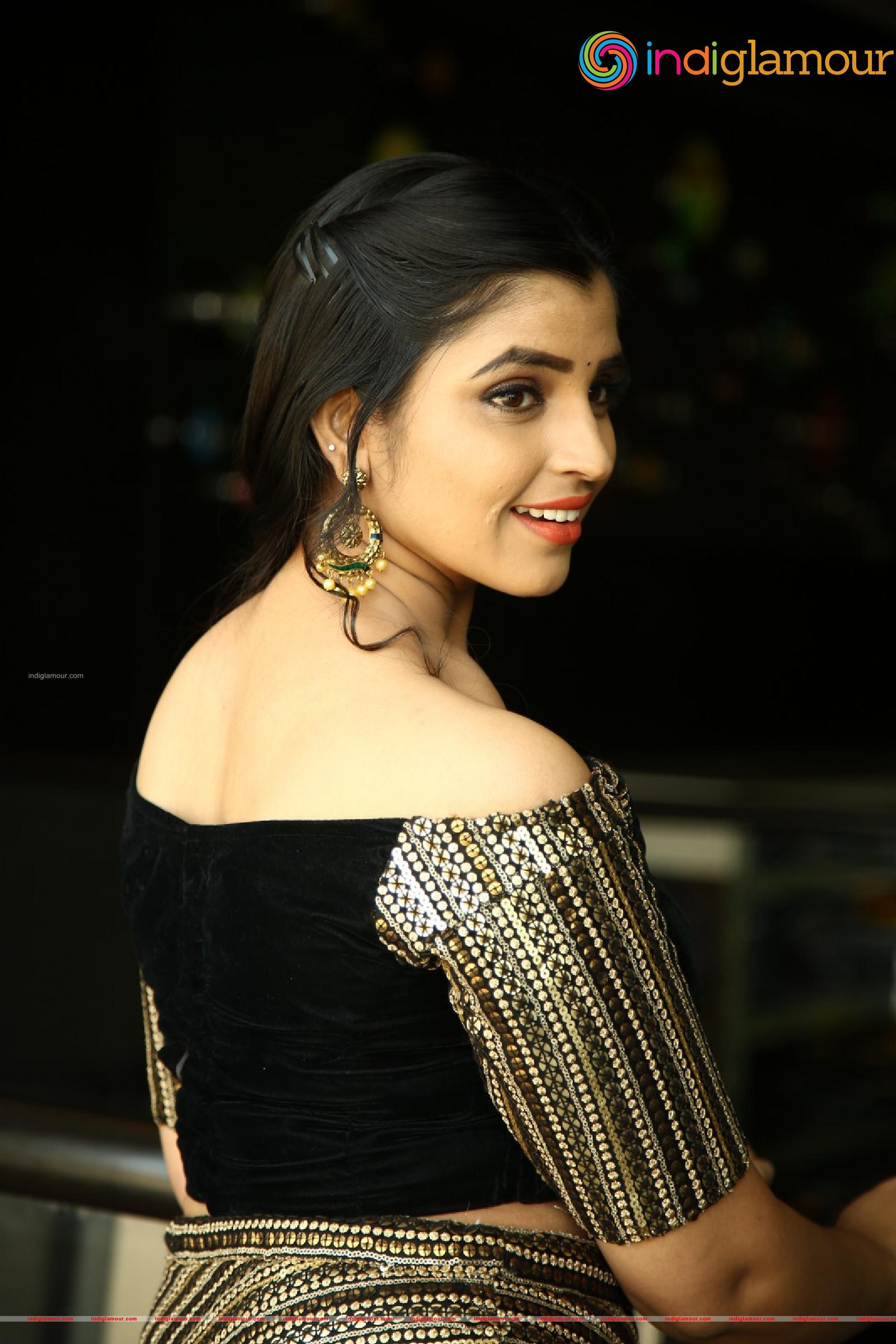 Syamala Actress hd photo