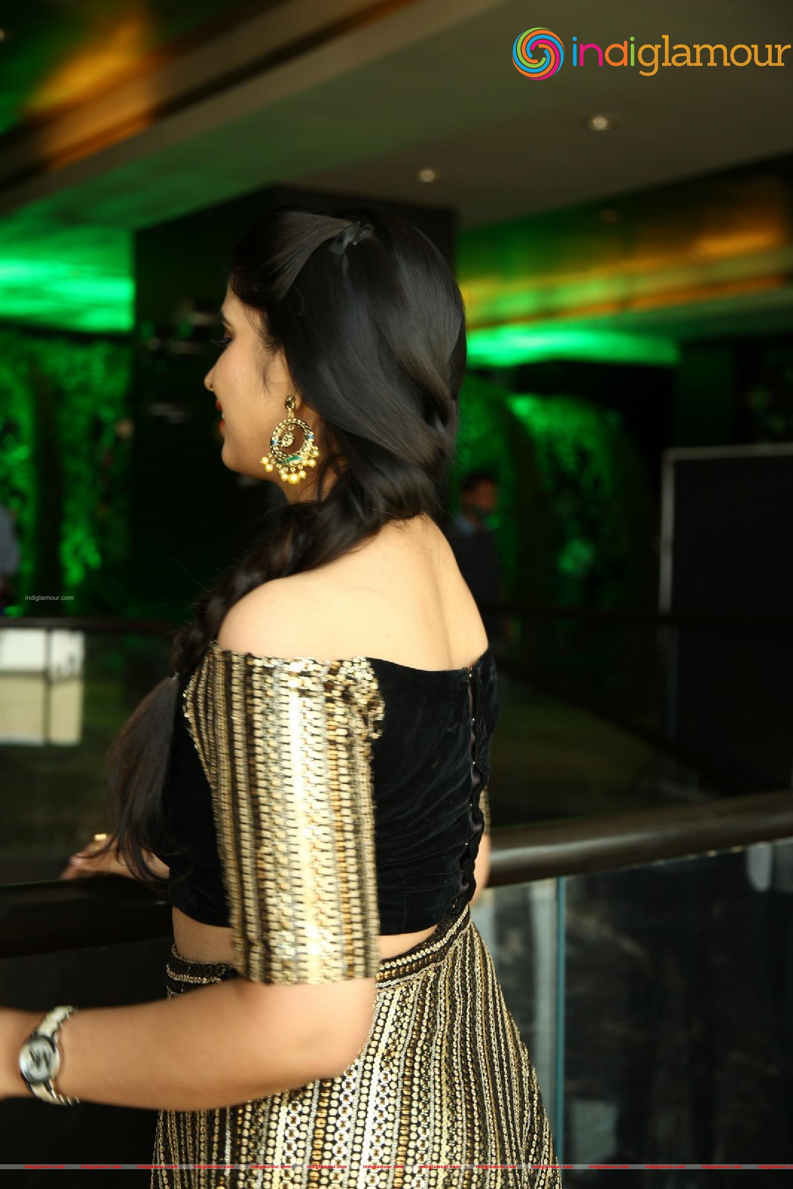 Syamala Actress hd photo