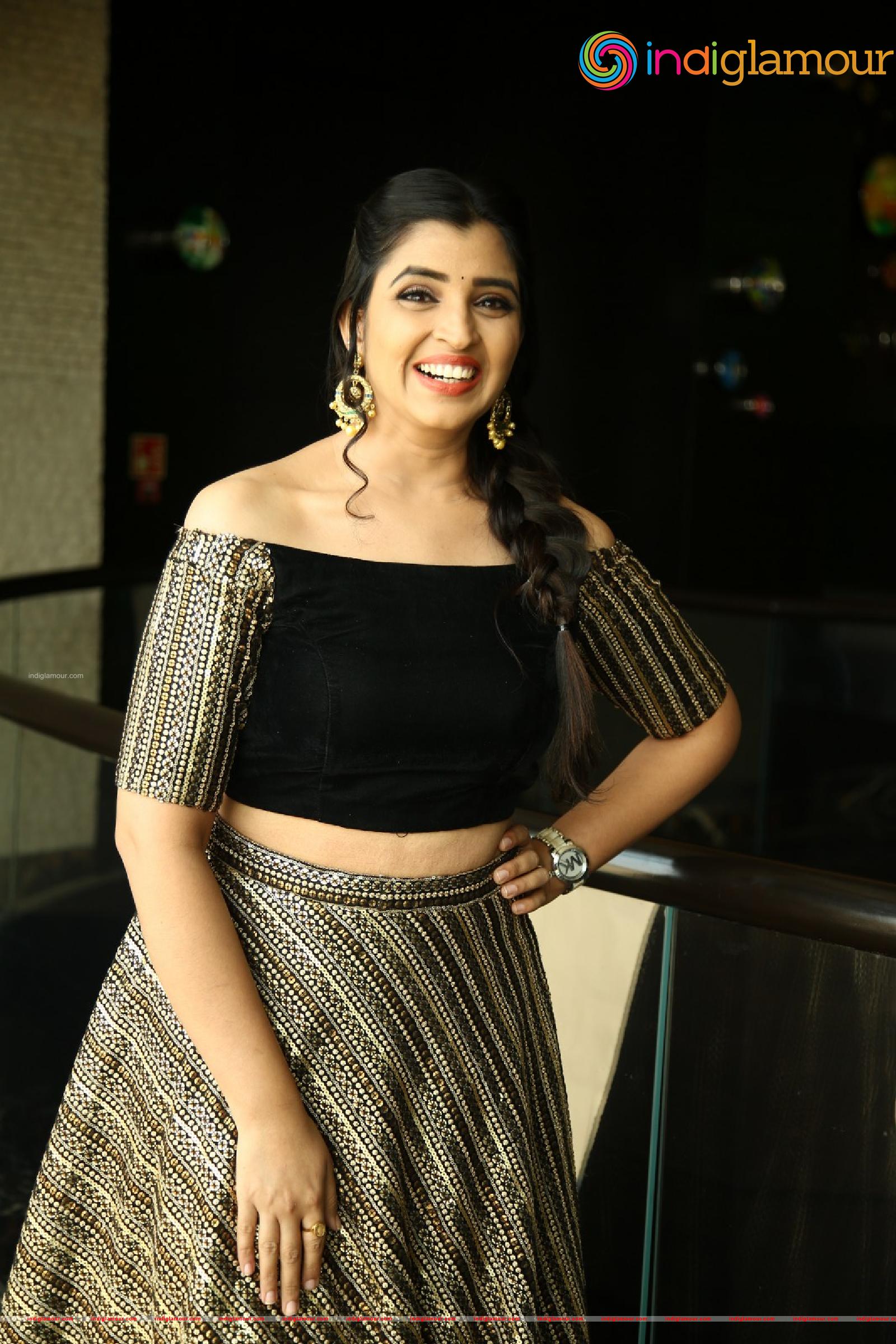 Syamala Actress hd photo