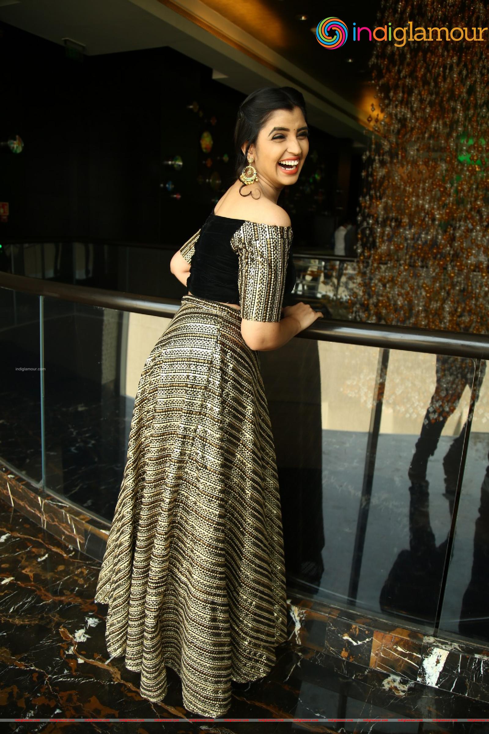 Syamala Actress hd photo
