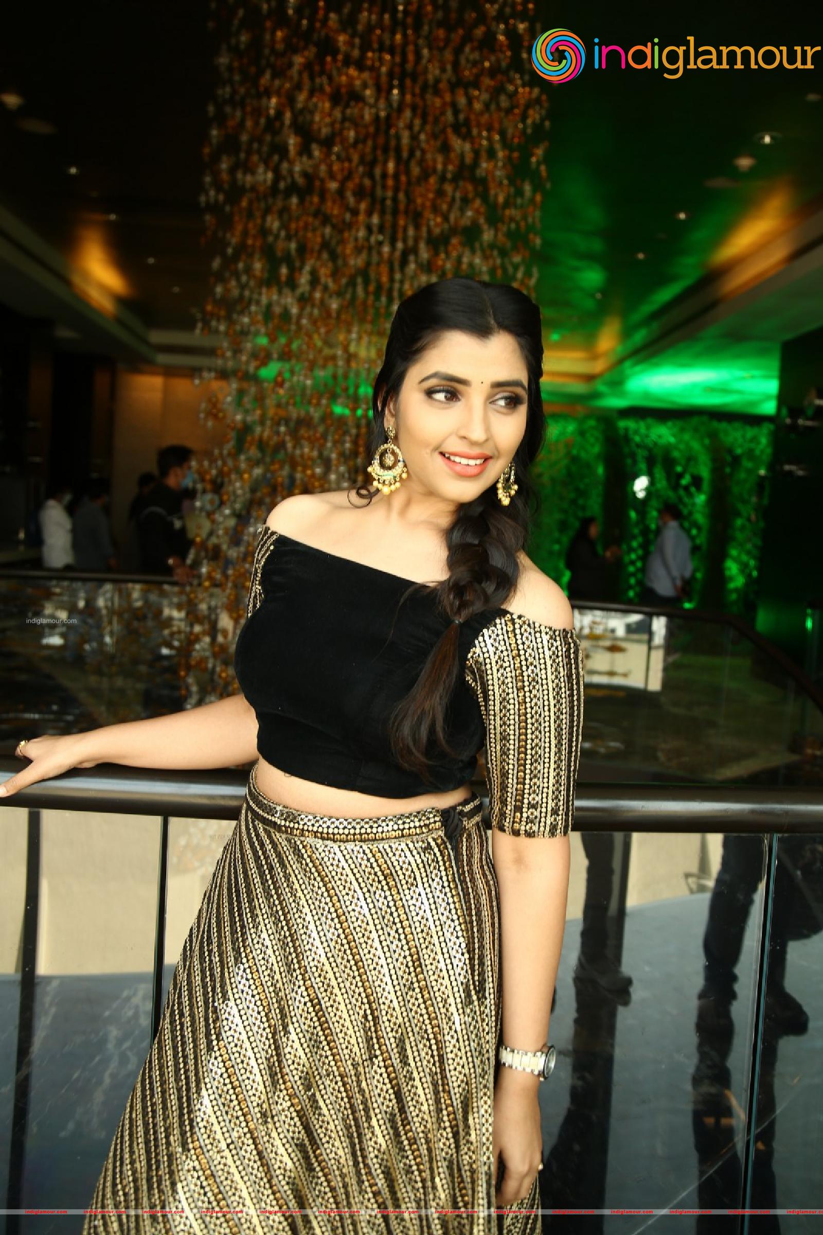 Syamala Actress hd photo