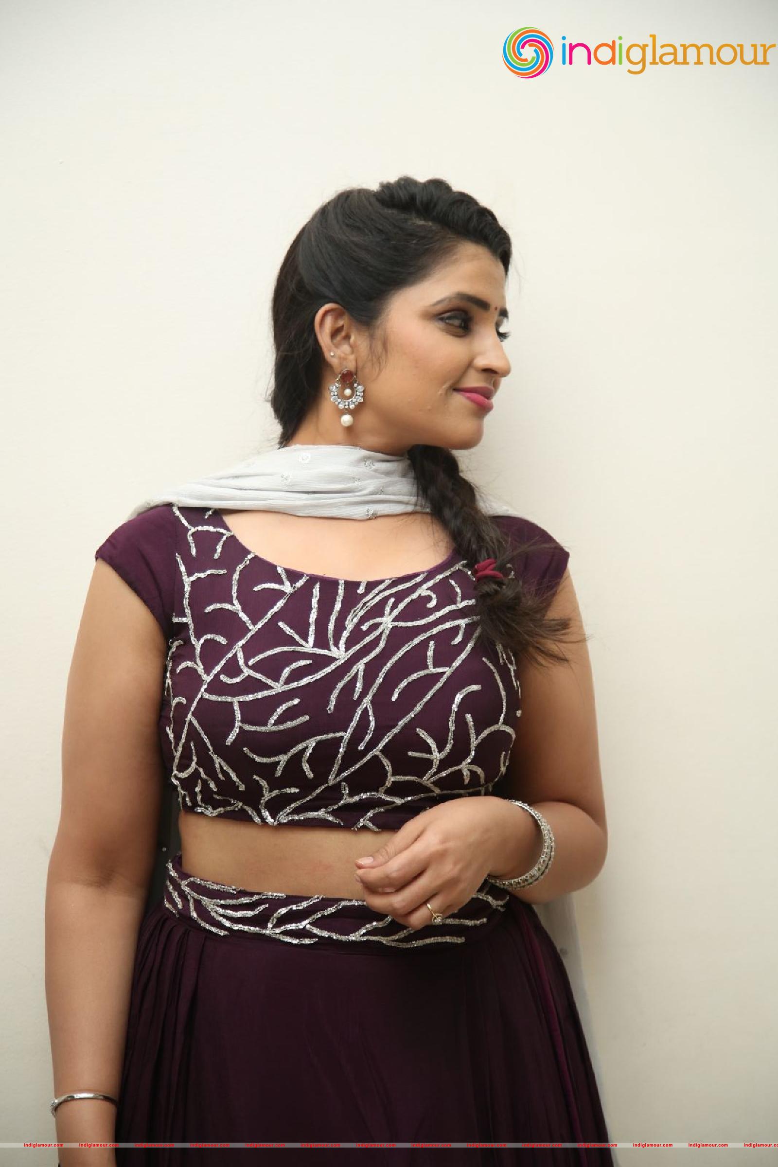 Syamala Actress hd photo