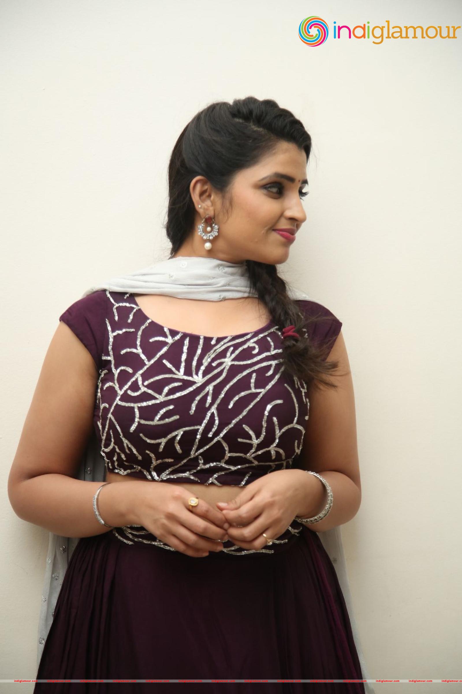 Syamala Actress hd photo
