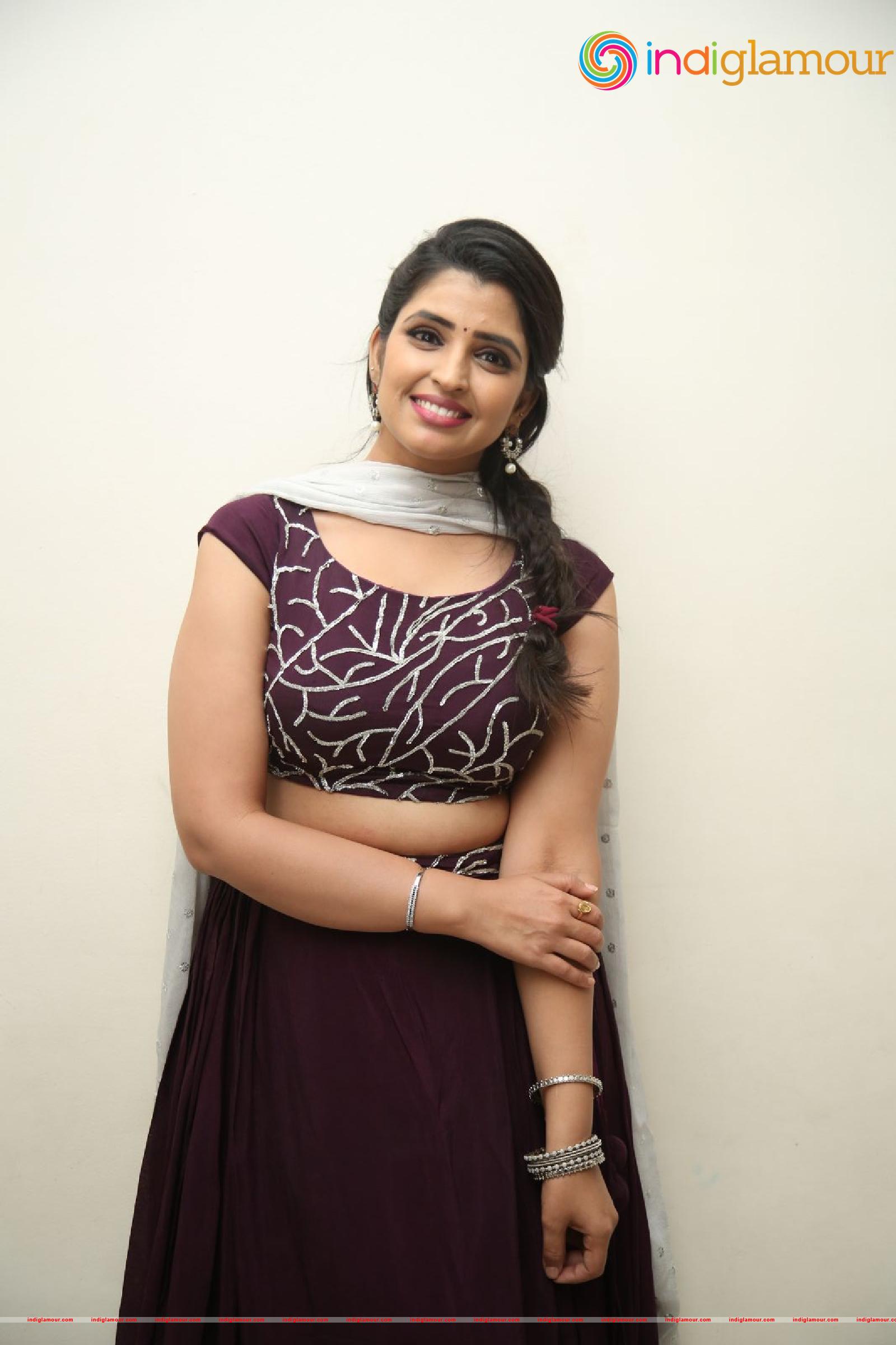 Syamala Actress hd photo