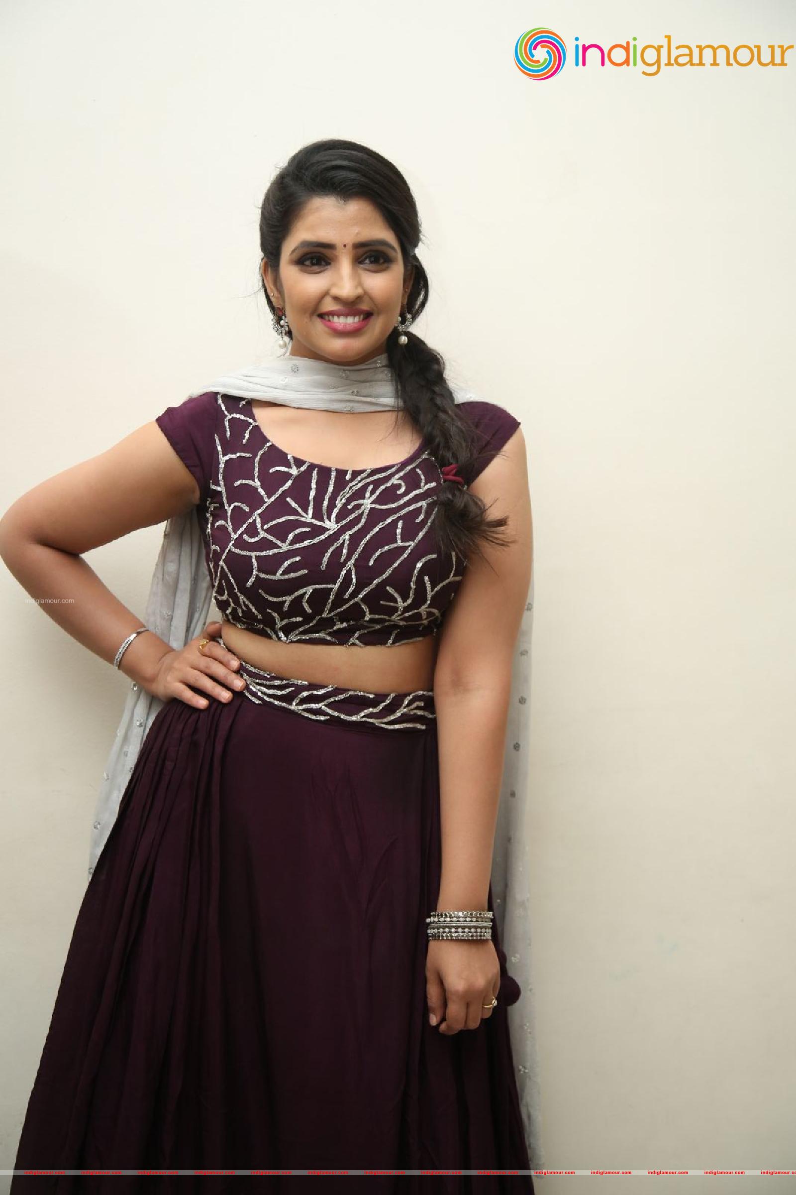 Syamala Actress hd photo
