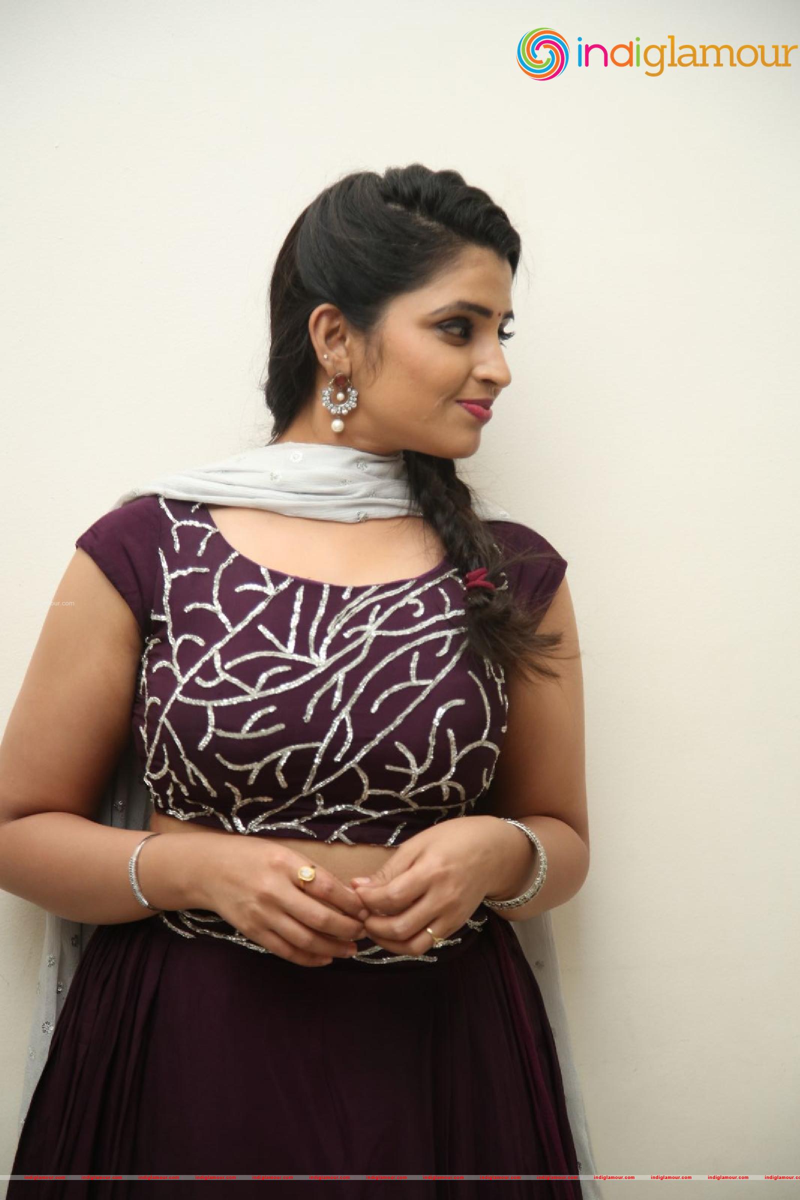 Syamala Actress hd photo