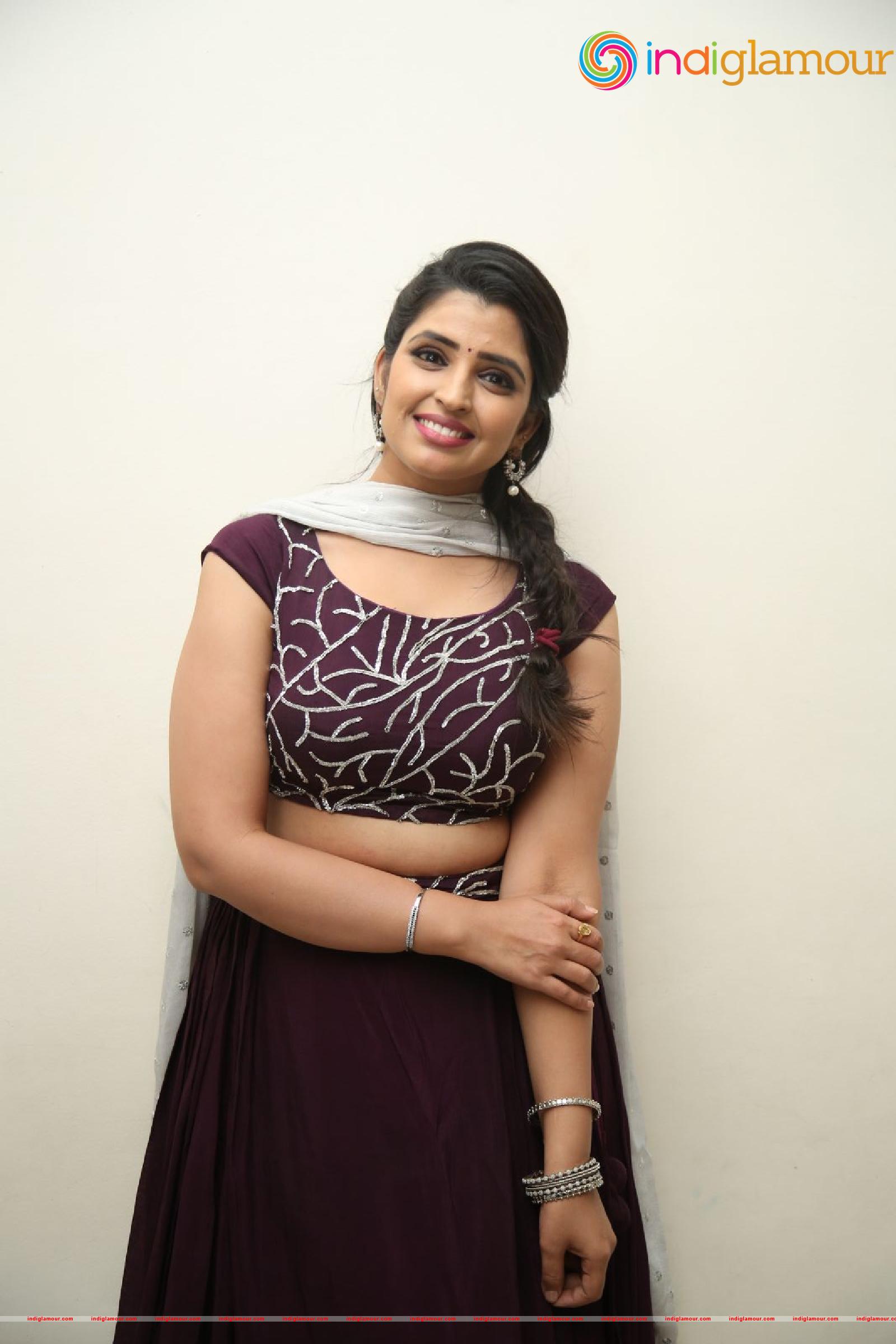 Syamala Actress hd photo