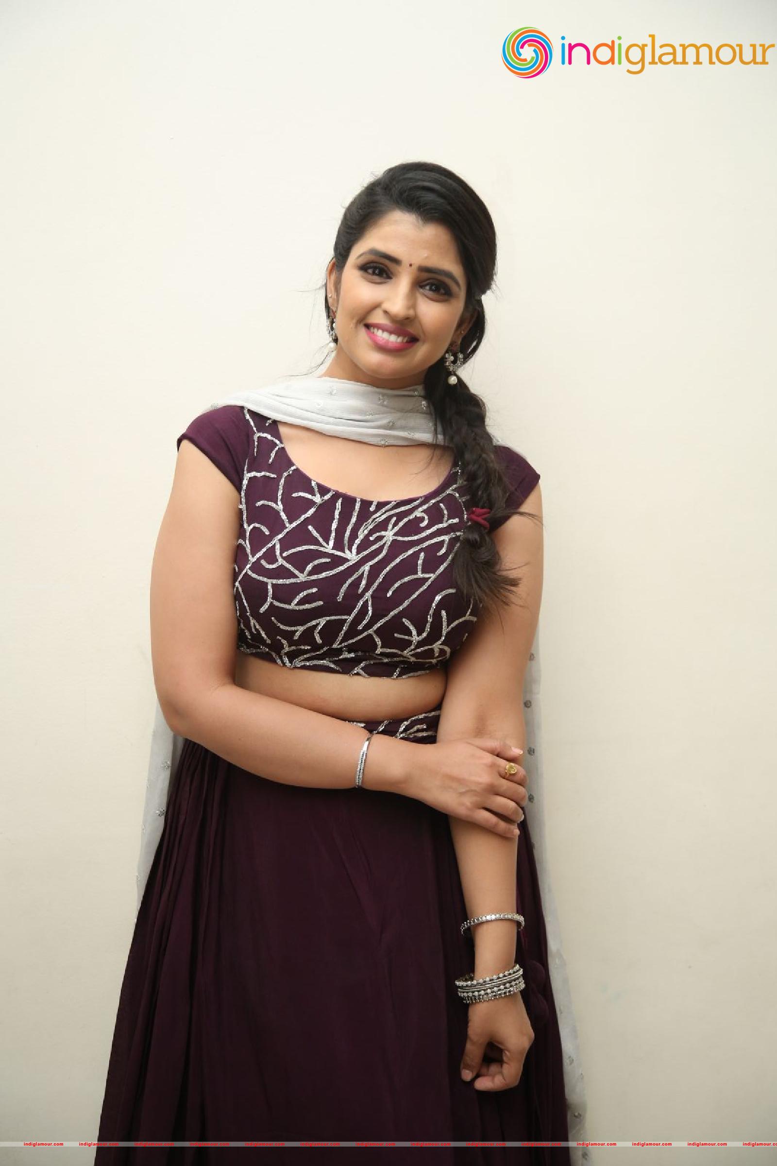 Syamala Actress hd photo