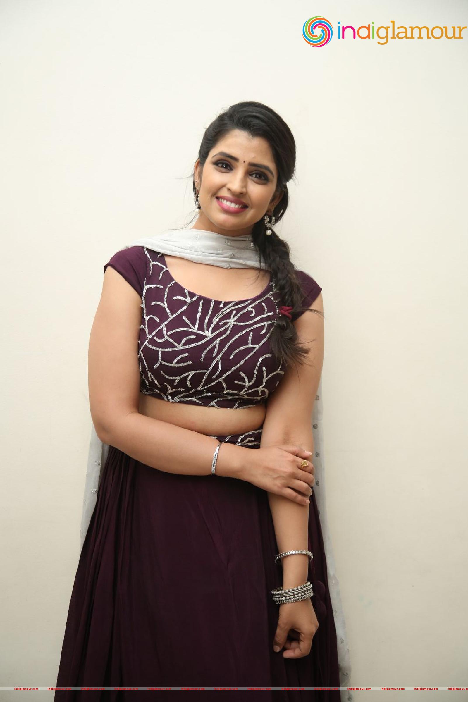 Syamala Actress hd photo