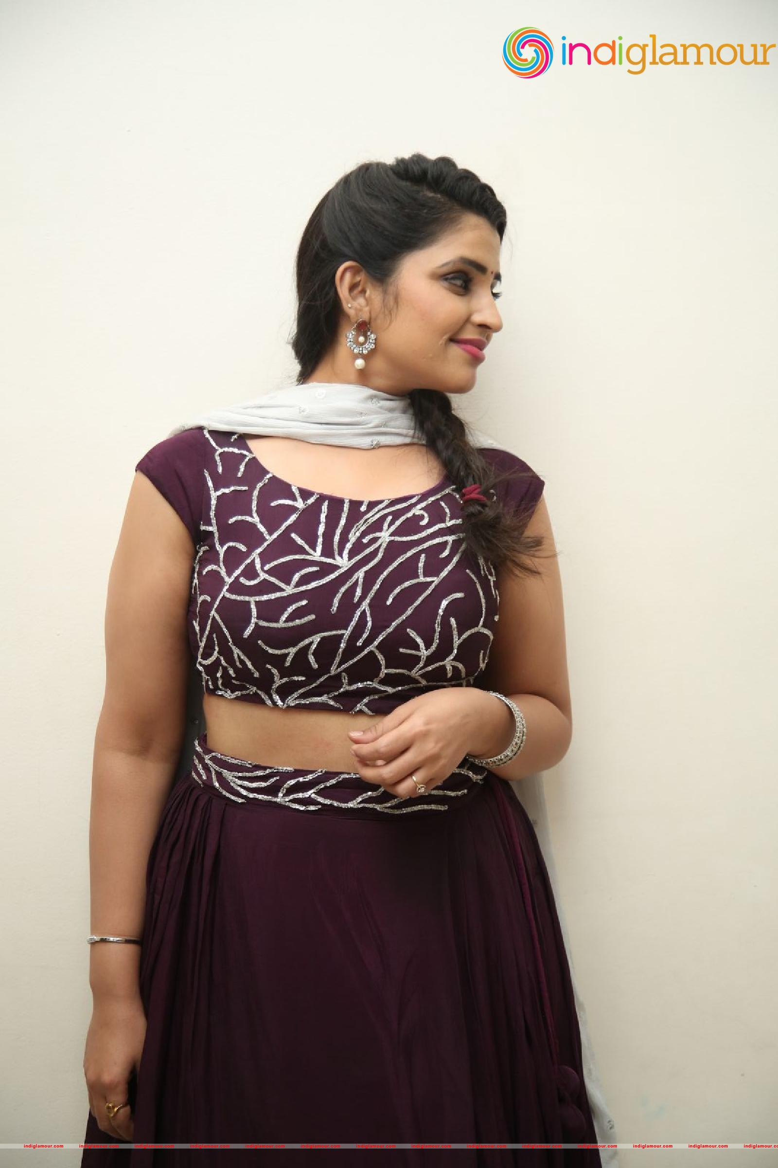 Syamala Actress hd photo