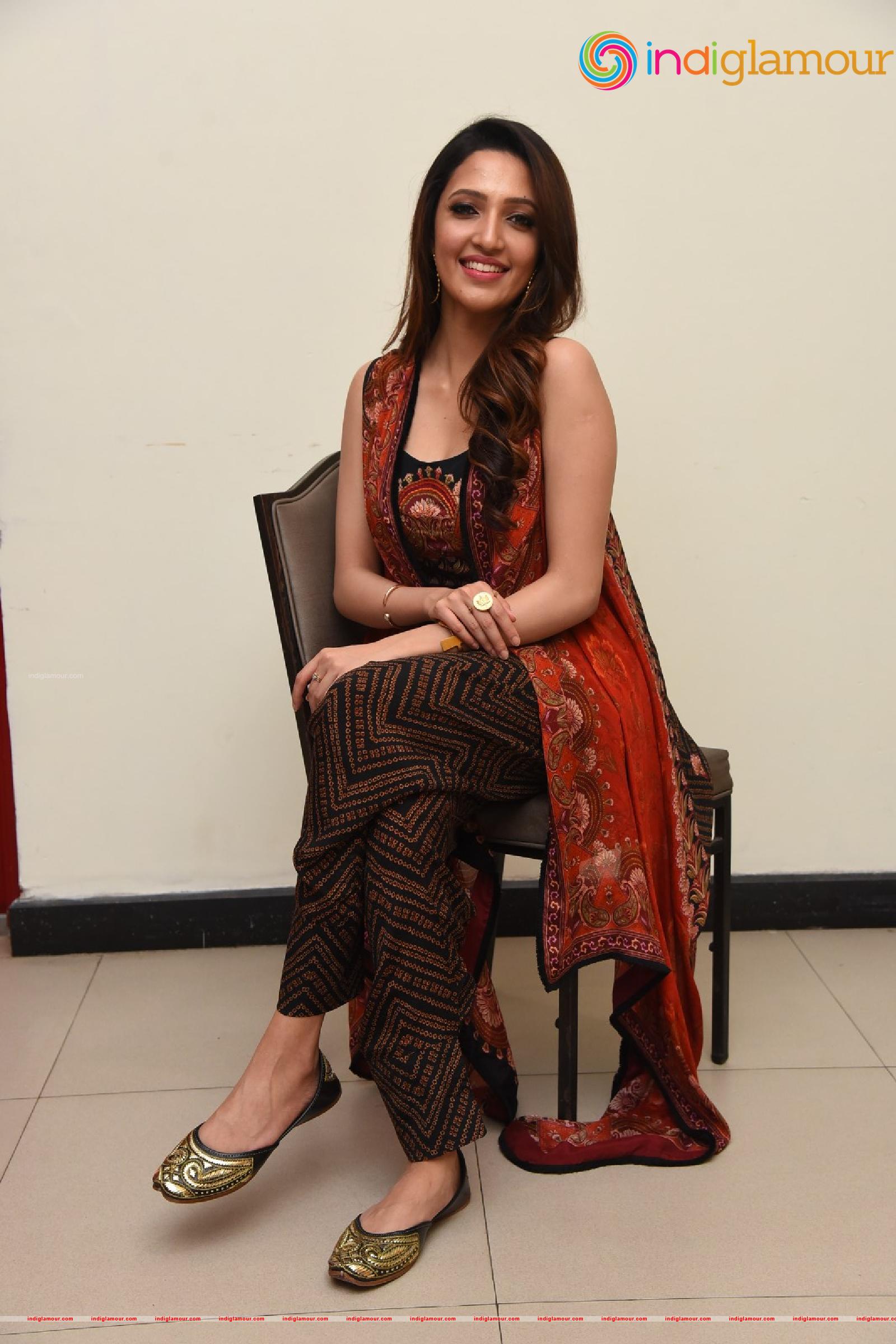 Neha Shetty Actress hd photo