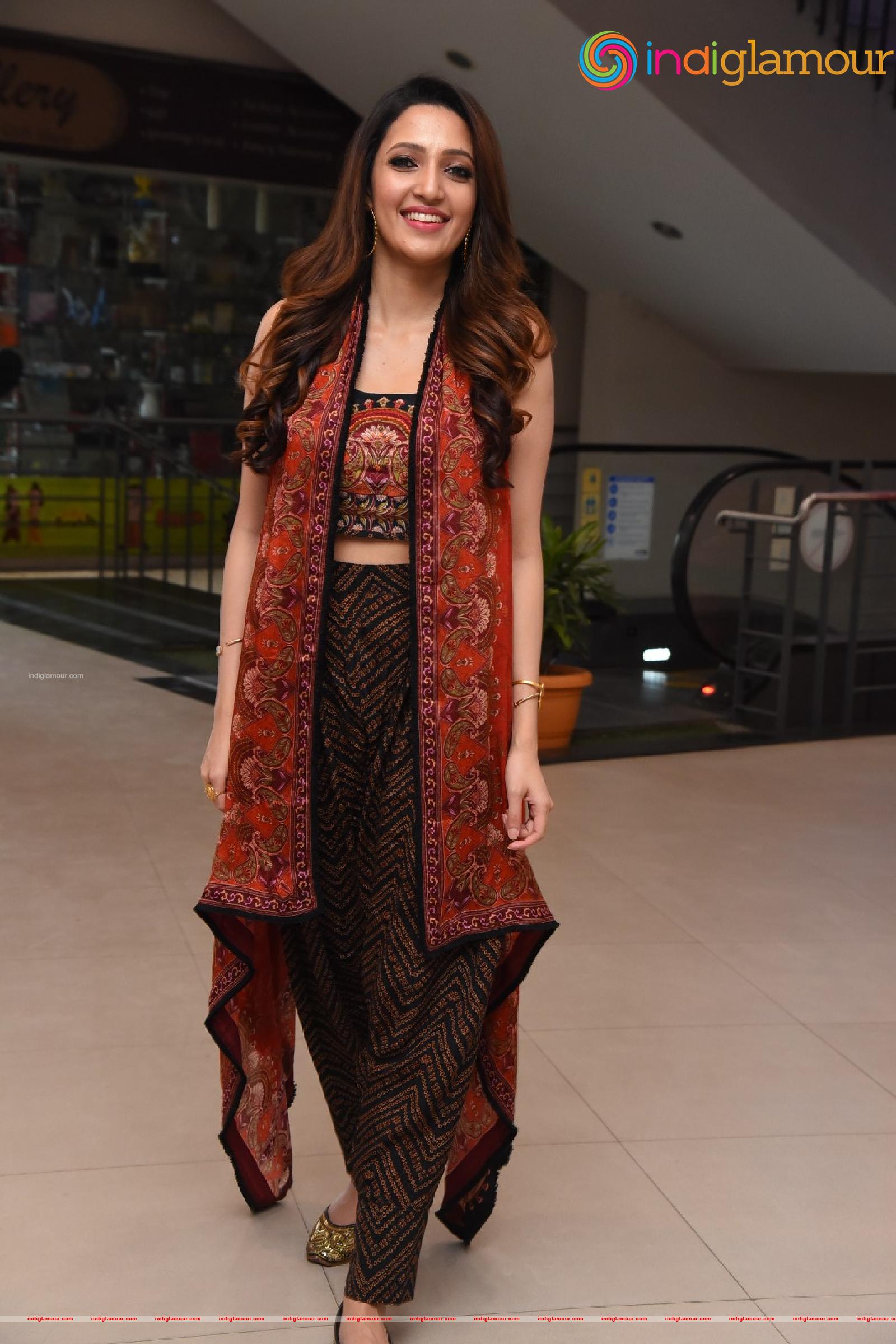 Neha Shetty Actress hd photo
