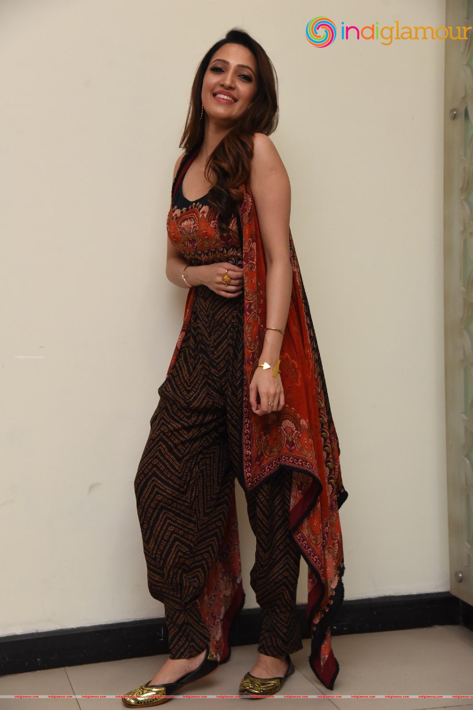 Neha Shetty Actress hd photo