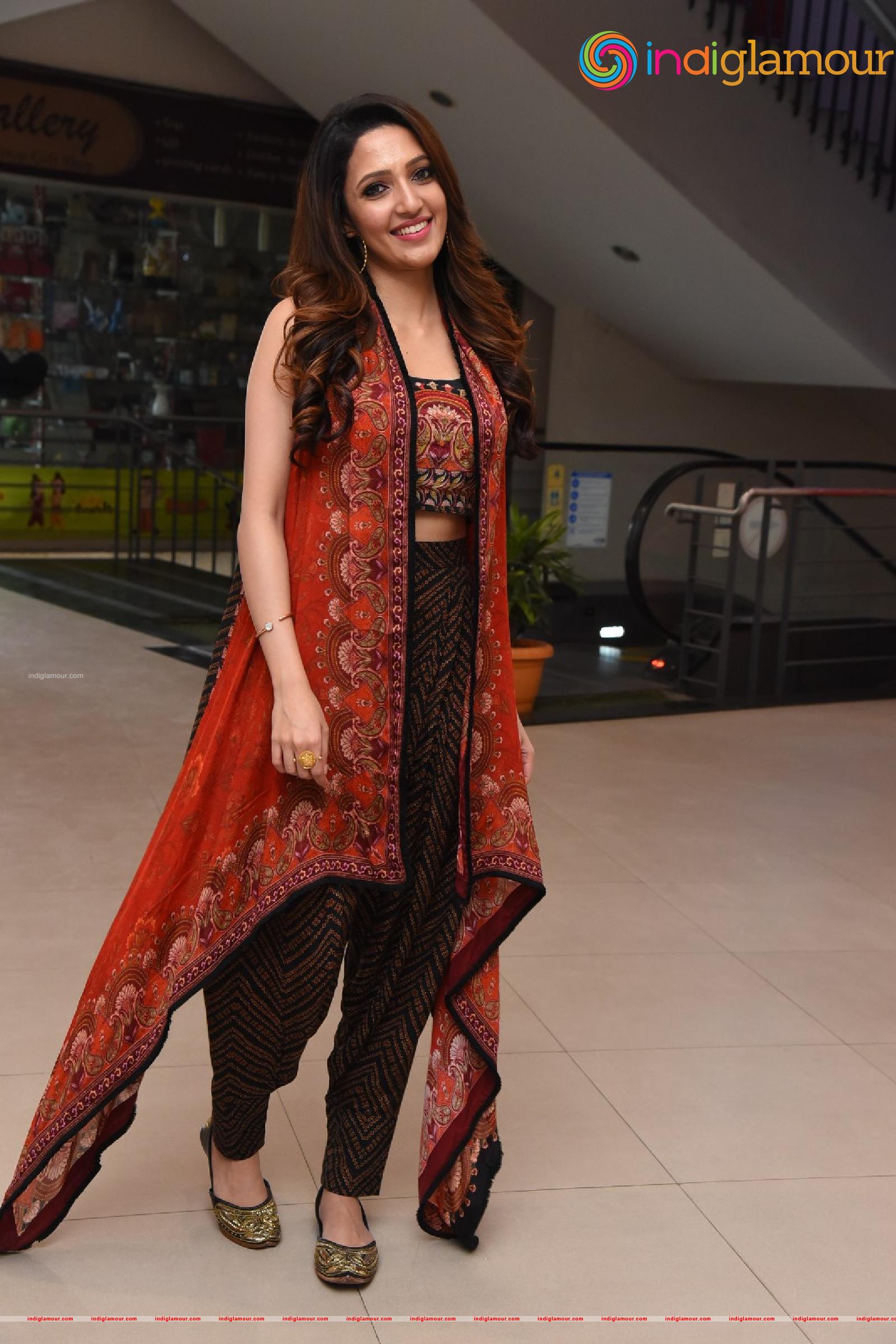 Neha Shetty Actress hd photo