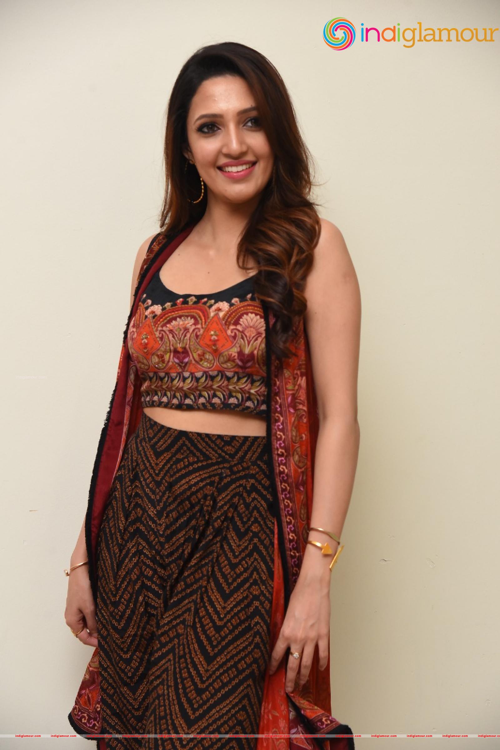 Neha Shetty Actress hd photo