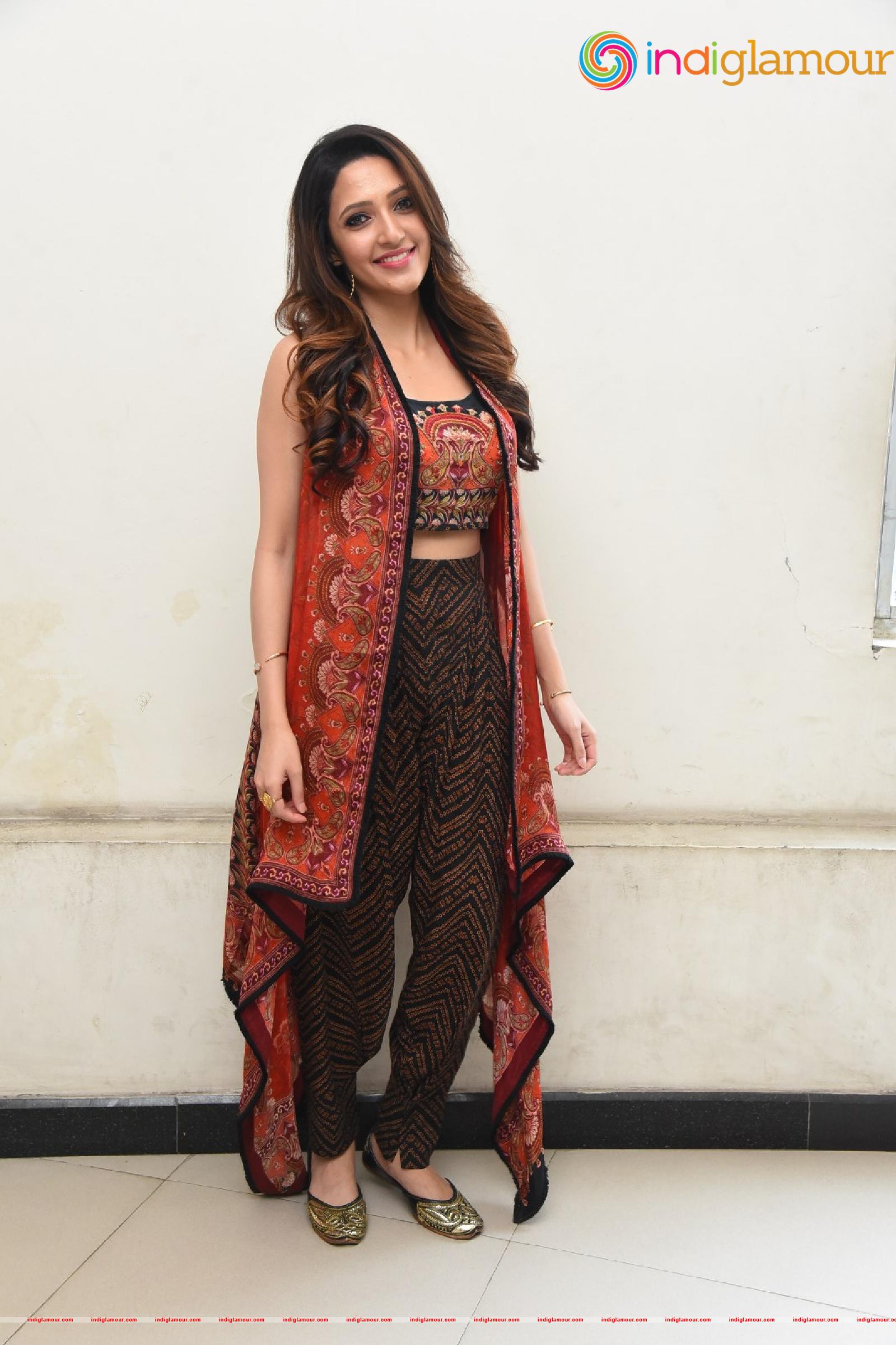 Neha Shetty Actress hd photo