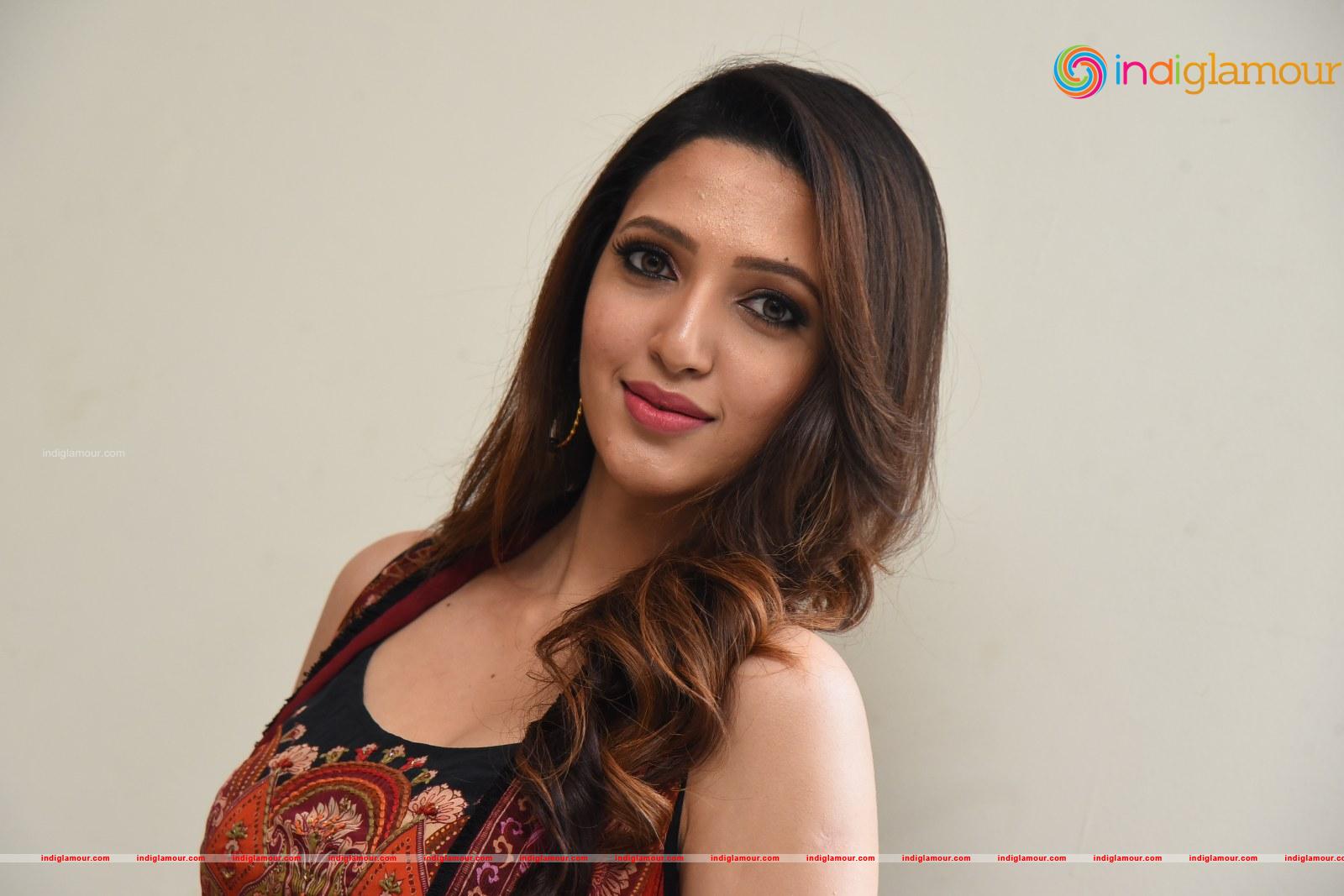Neha Shetty Actress hd photo