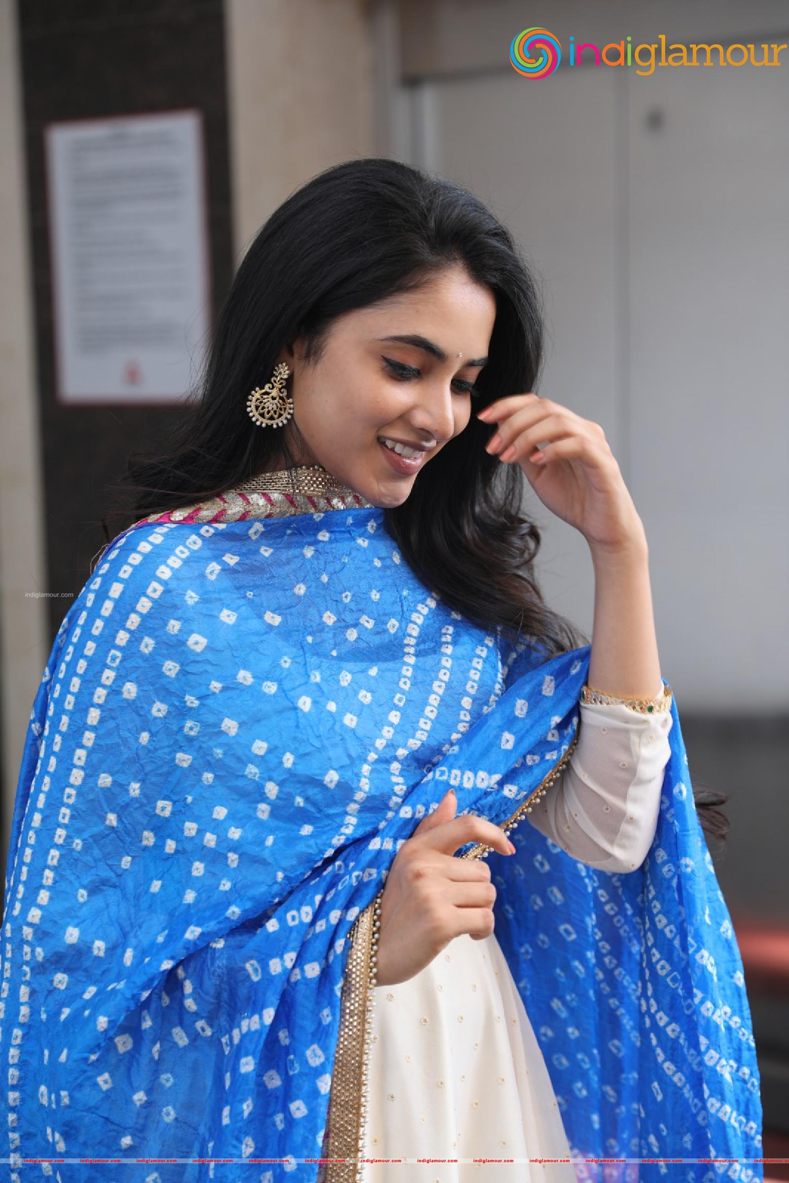 Priyanka Arul Mohan Actress hd photo