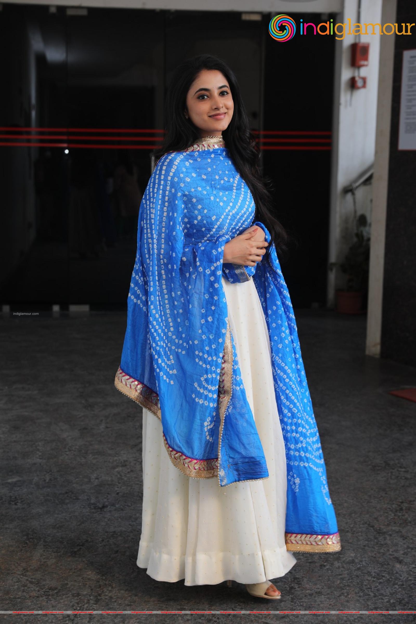 Priyanka Arul Mohan Actress hd photo