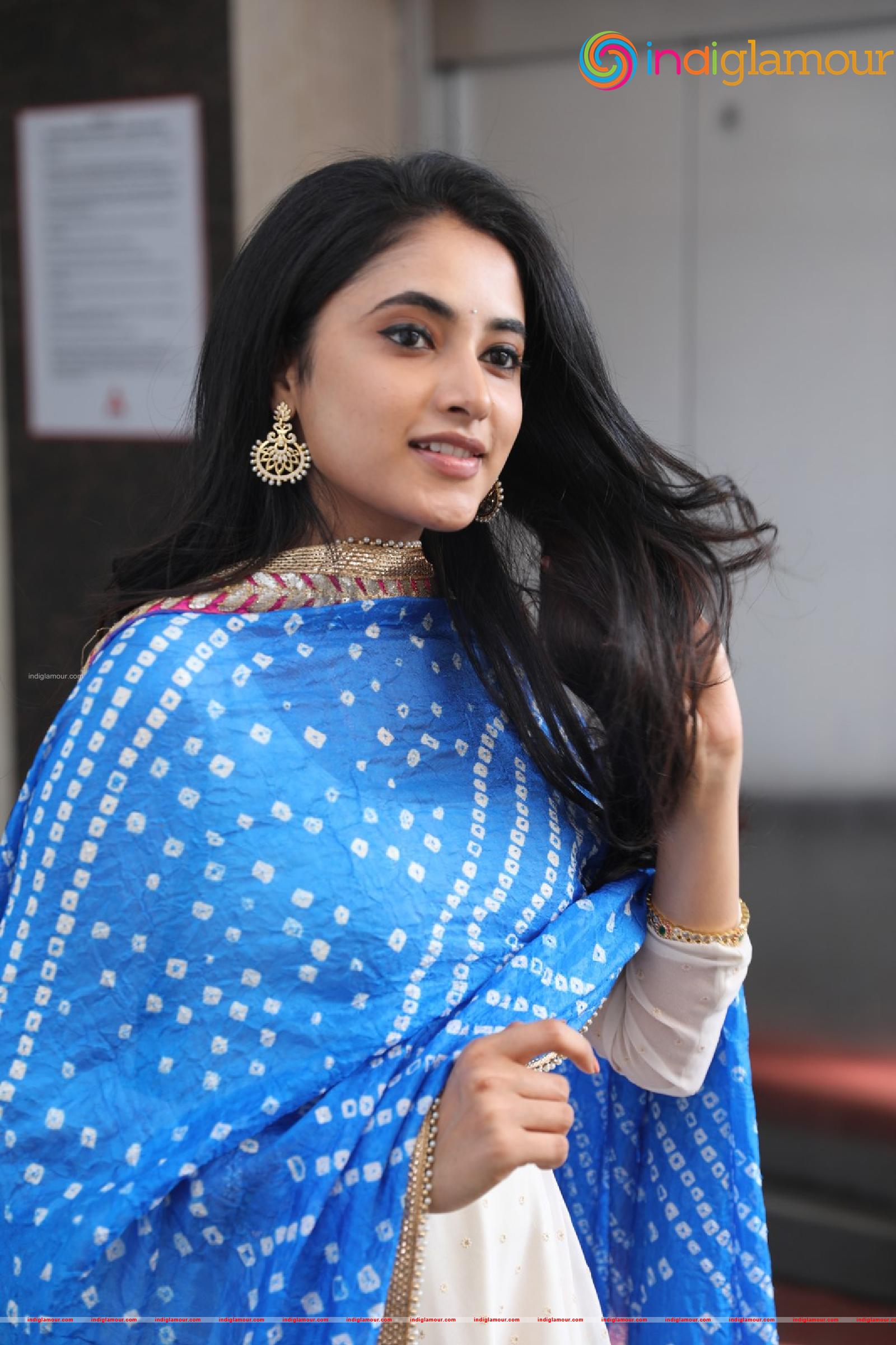 Priyanka Arul Mohan Actress hd photo