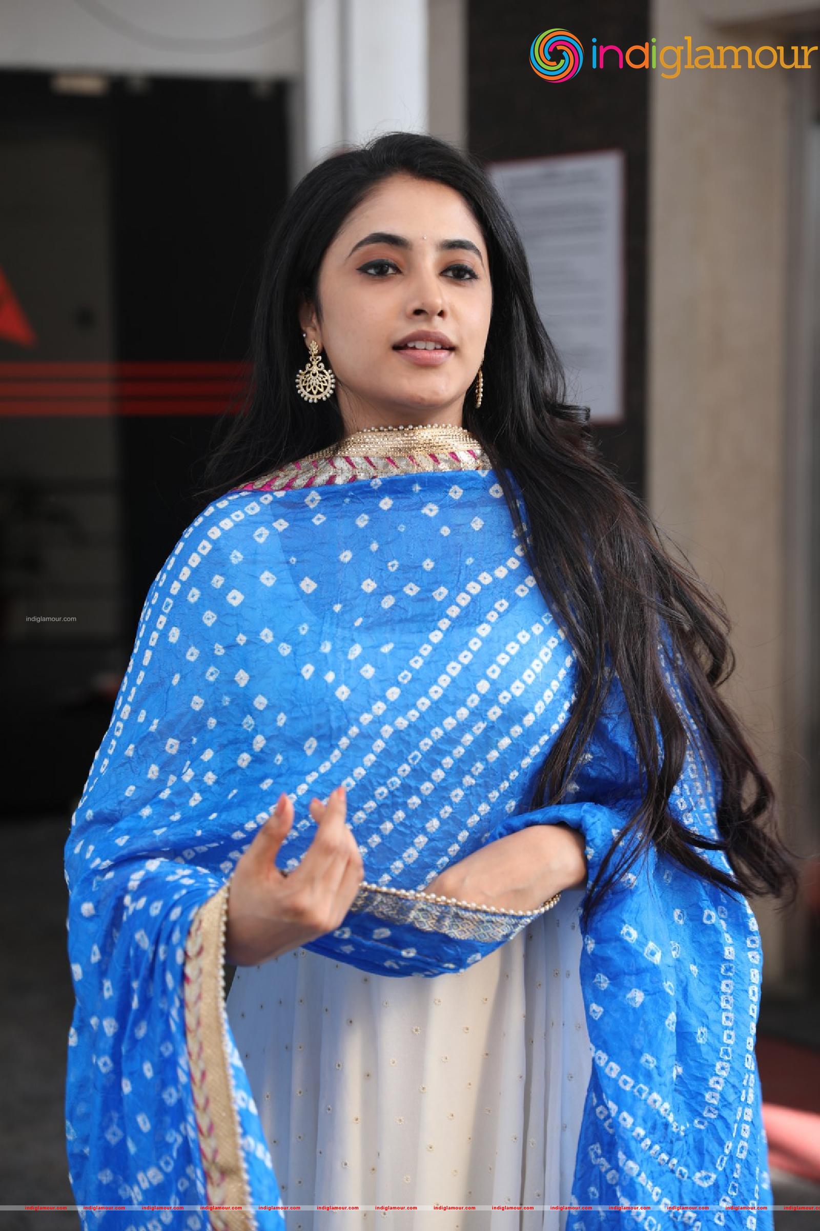 Priyanka Arul Mohan Actress hd photo