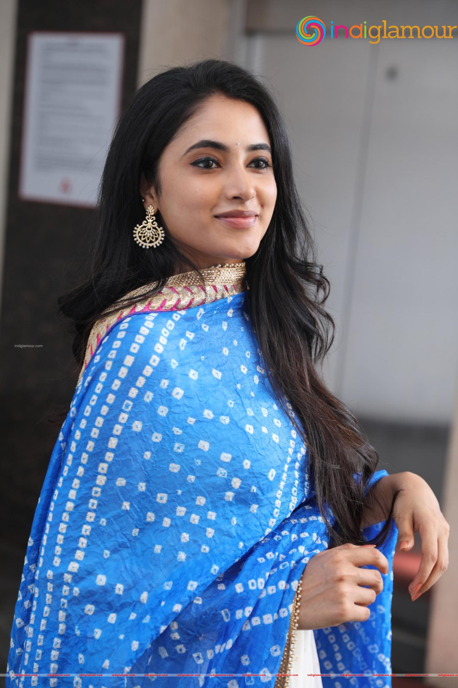 Priyanka Arul Mohan Actress hd photo