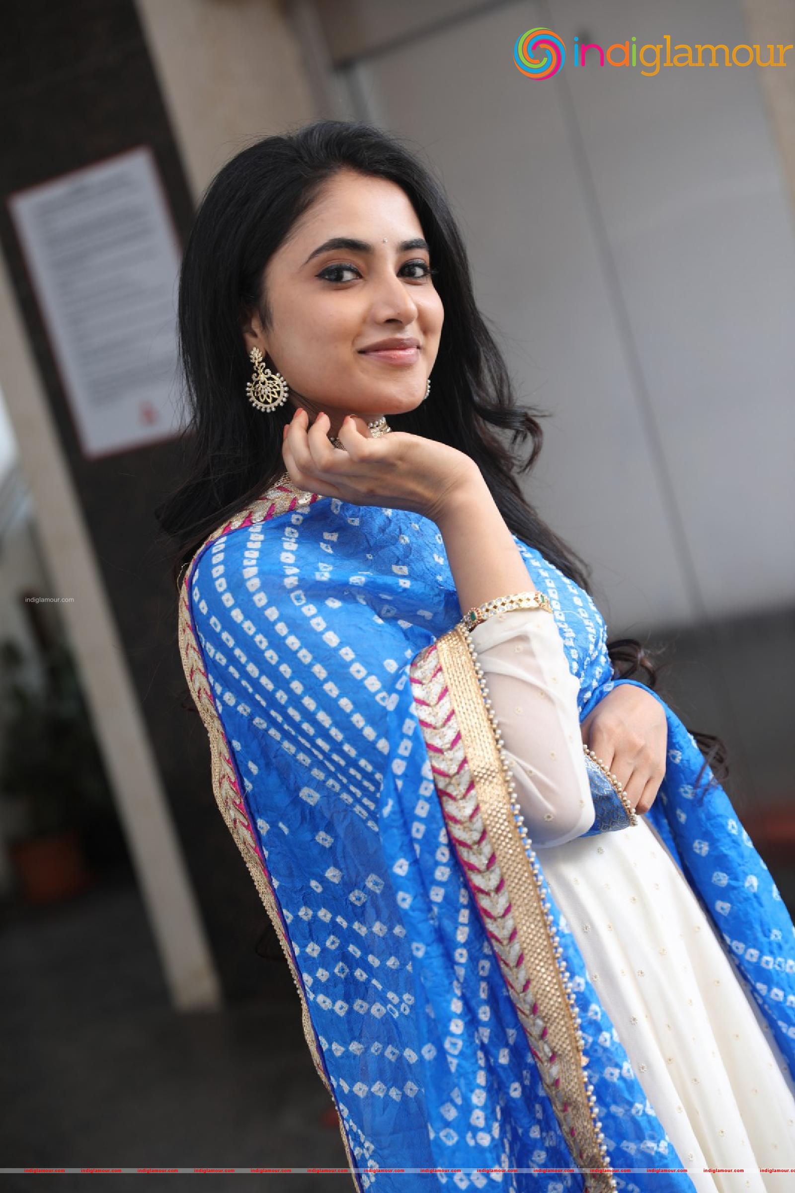 Priyanka Arul Mohan Actress hd photo